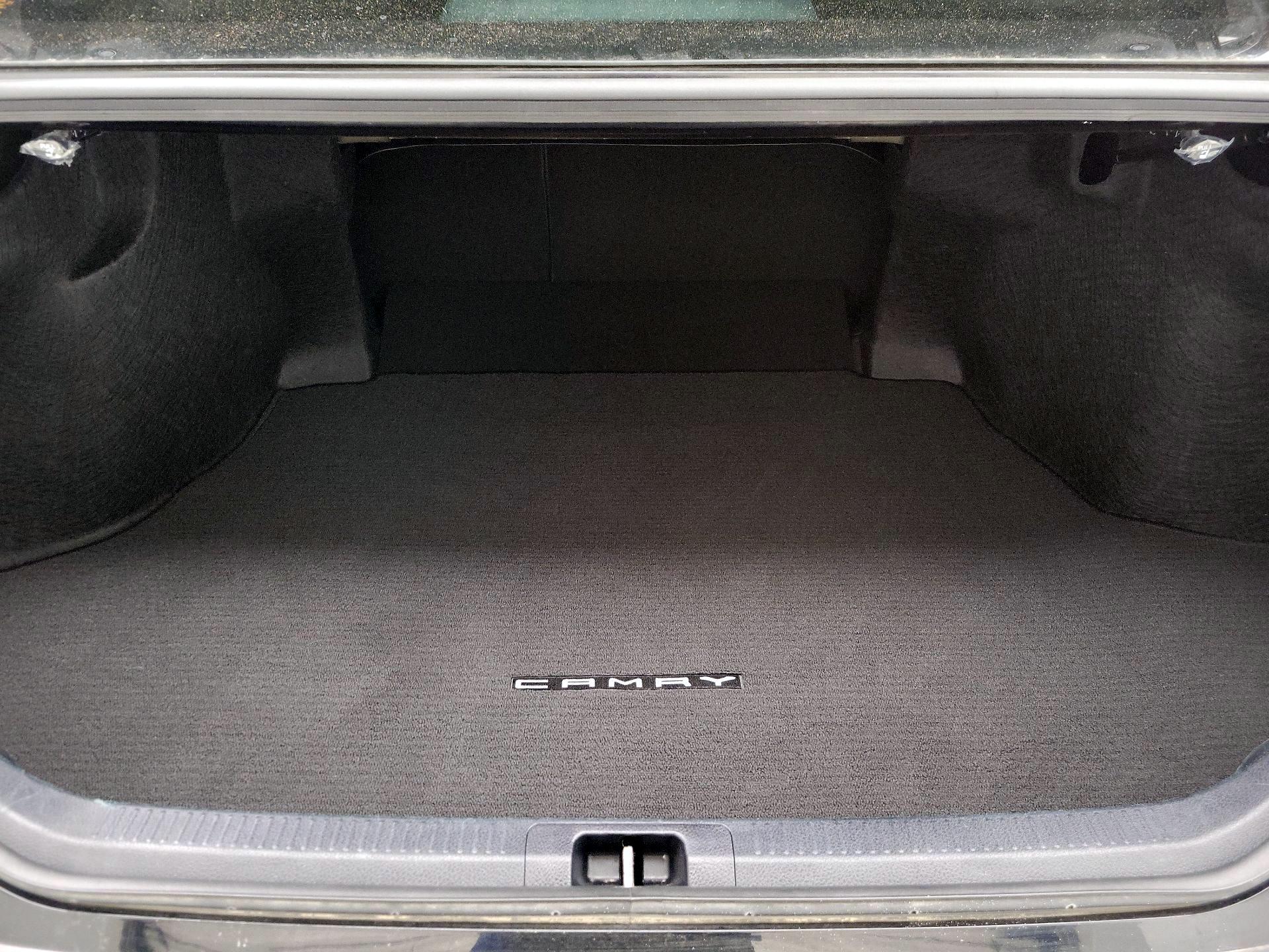 Thumbnail: 2023 Toyota Camry - 20