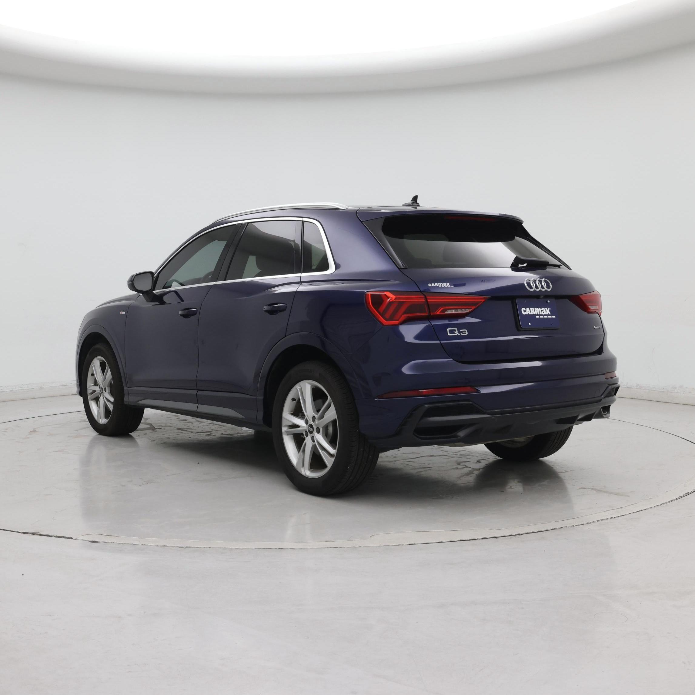 Thumbnail: 2021 Audi Q3 - 2