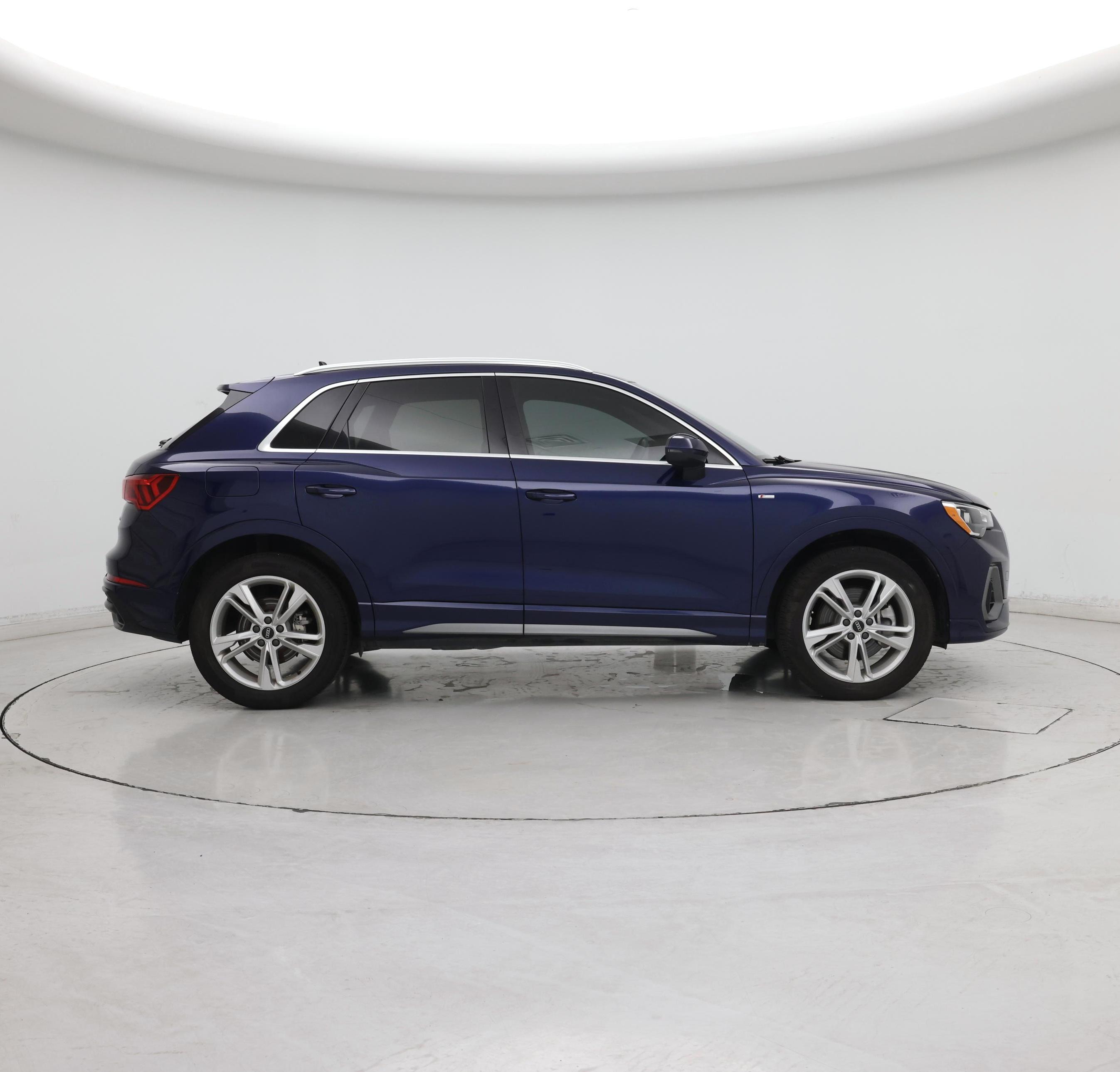 Thumbnail: 2021 Audi Q3 - 7