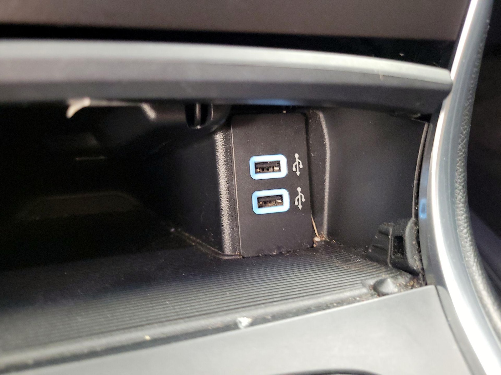 2018 Ford Edge Titanium - Photo 11