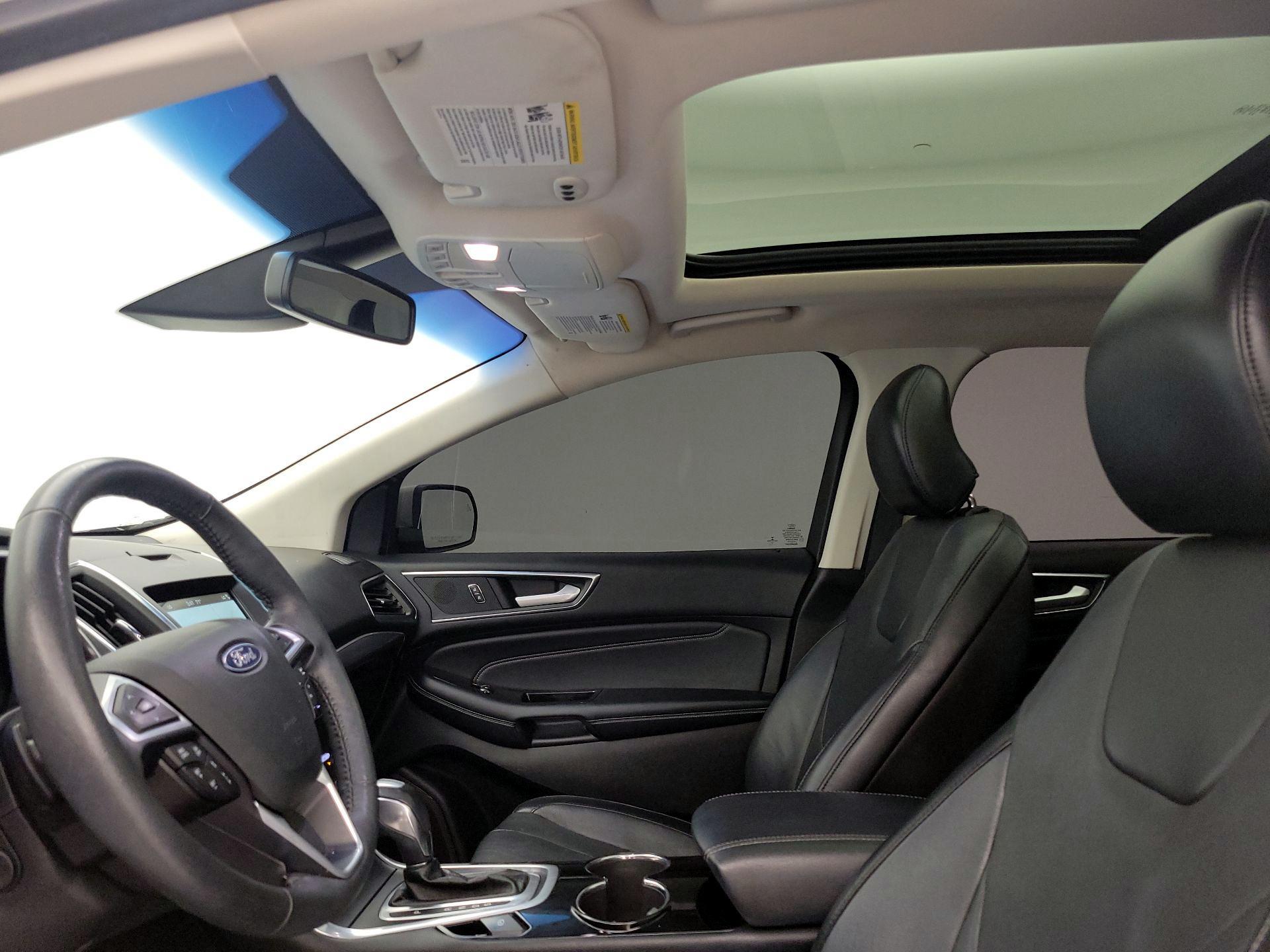 Thumbnail: 2018 Ford Edge - 20