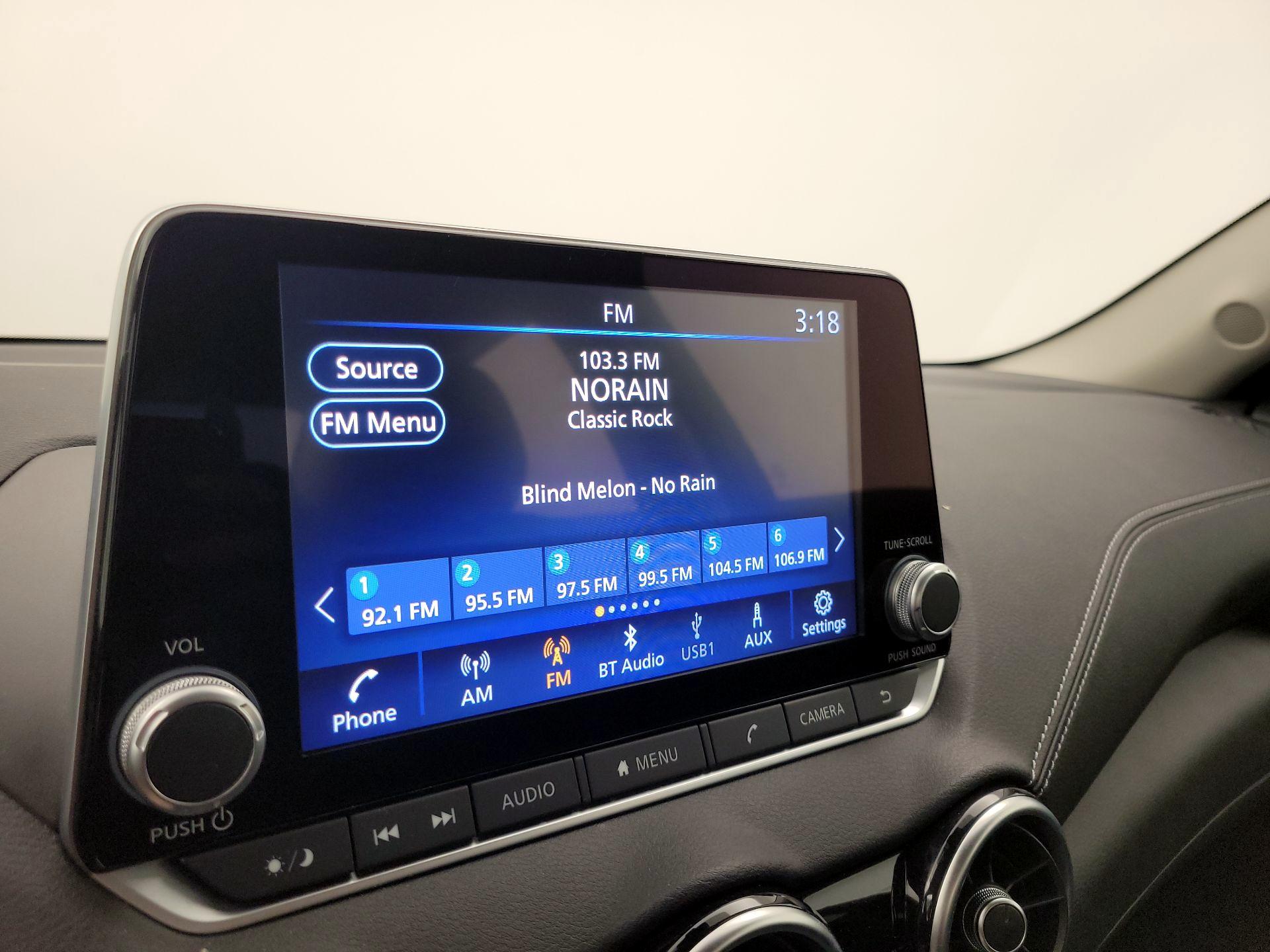 Thumbnail: 2023 Nissan Sentra - 15