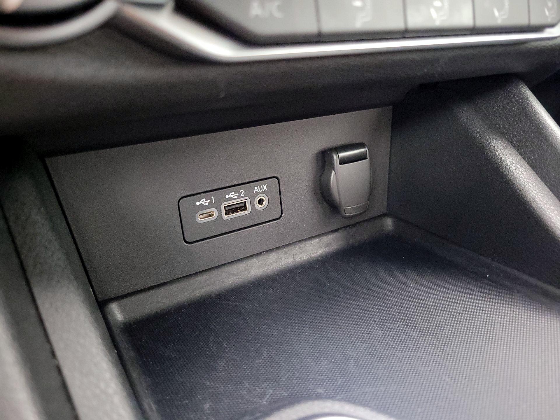 Thumbnail: 2023 Nissan Sentra - 18