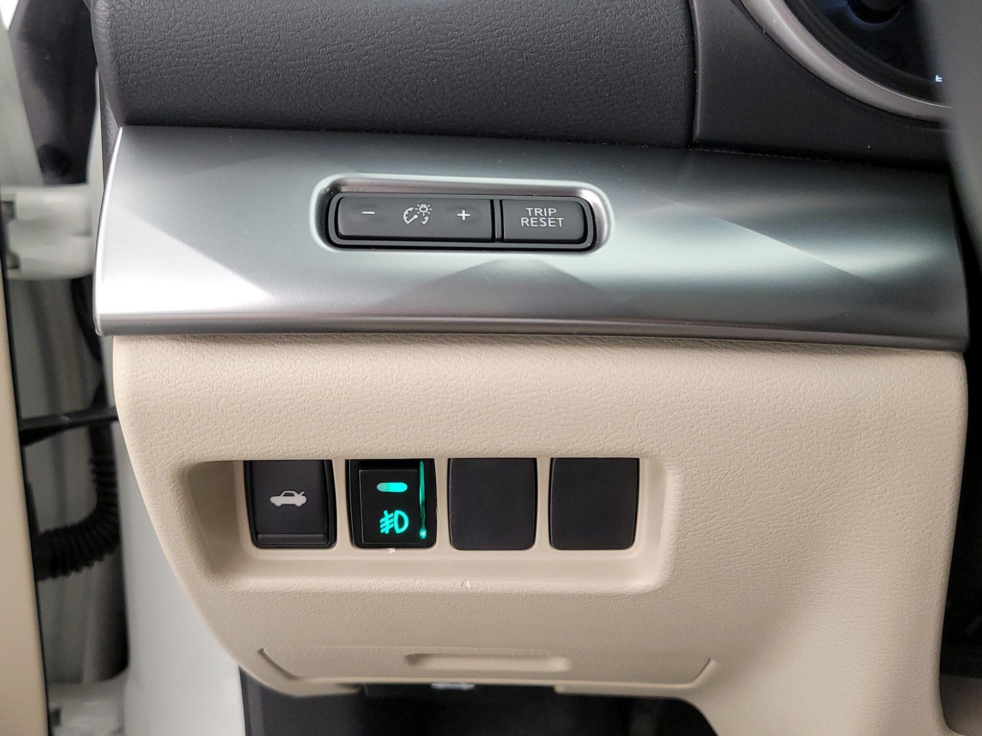 Thumbnail: 2023 Nissan Maxima - 13