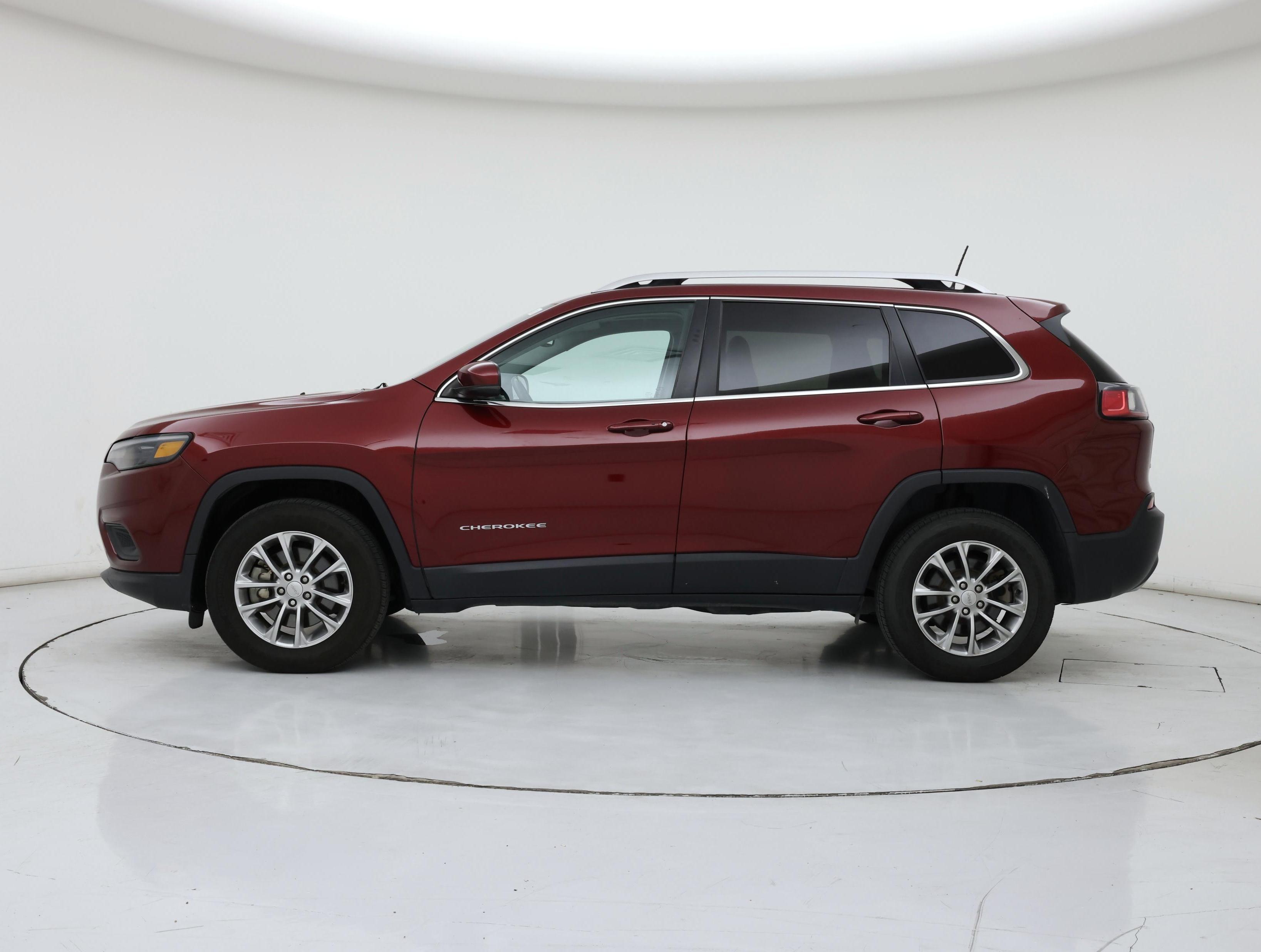 Thumbnail: 2019 Jeep Cherokee - 3
