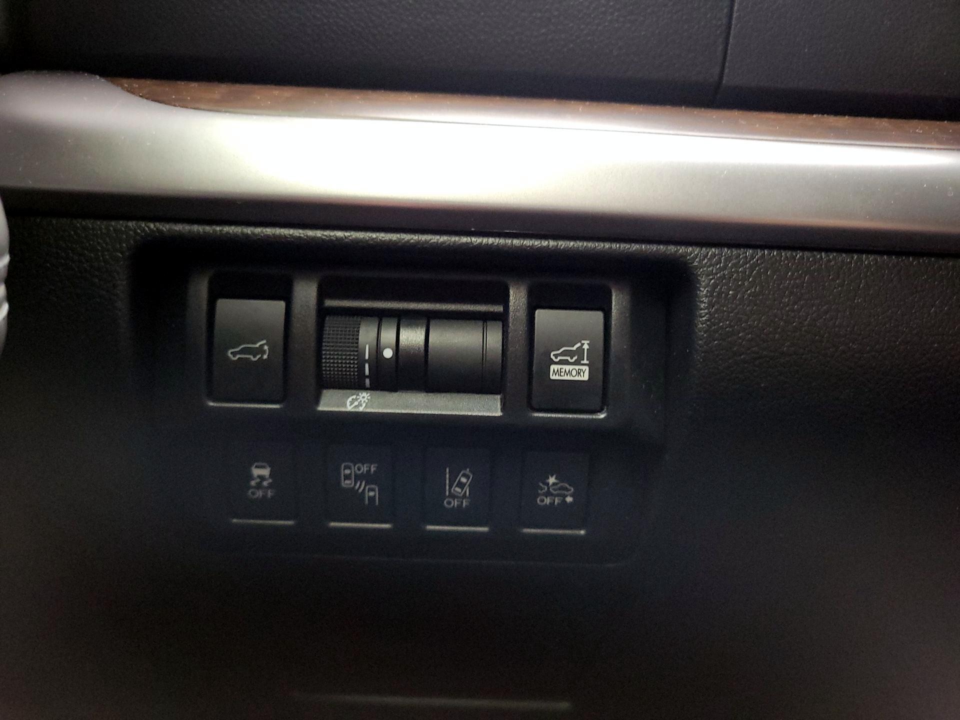 Thumbnail: 2018 Subaru Outback - 13