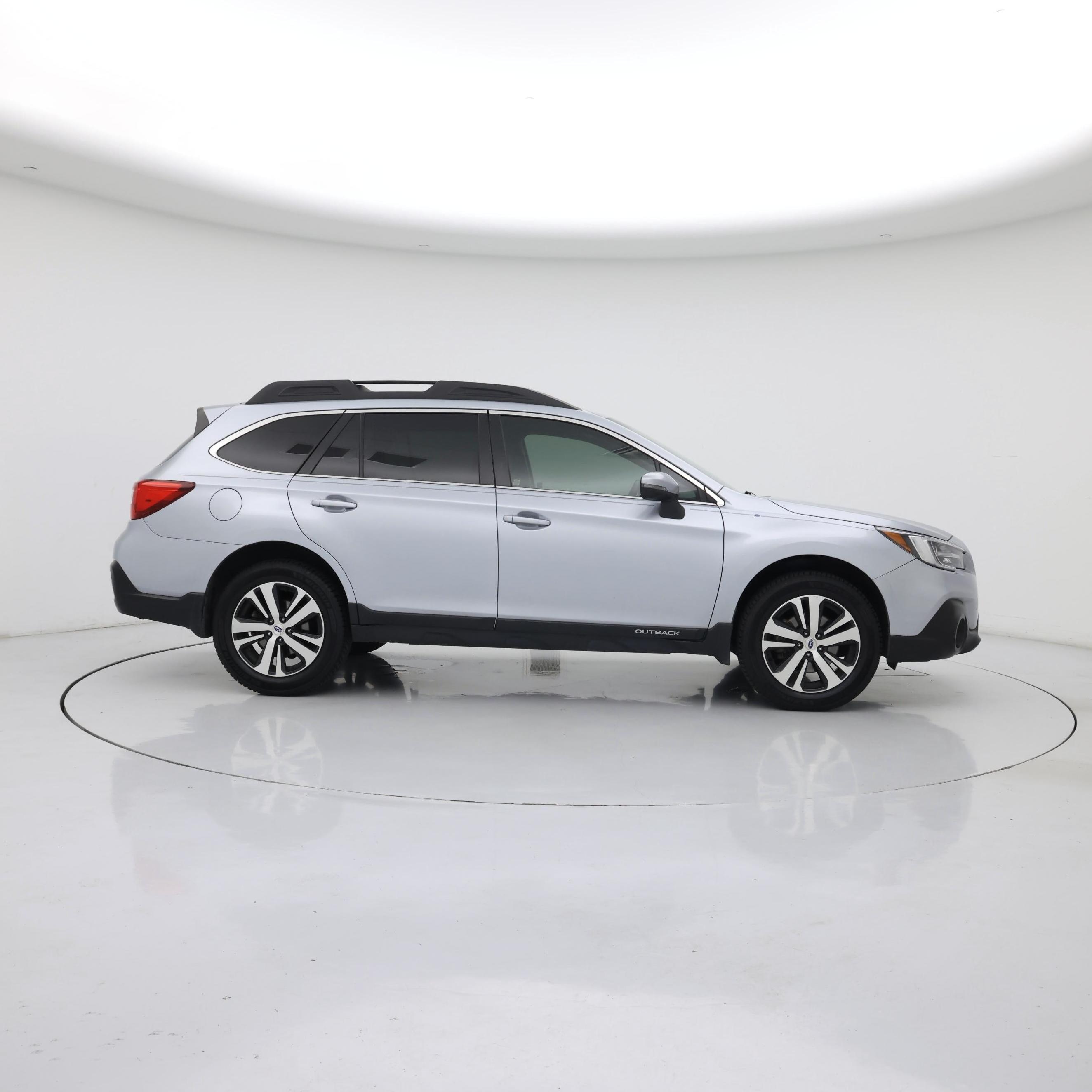 Thumbnail: 2018 Subaru Outback - 7