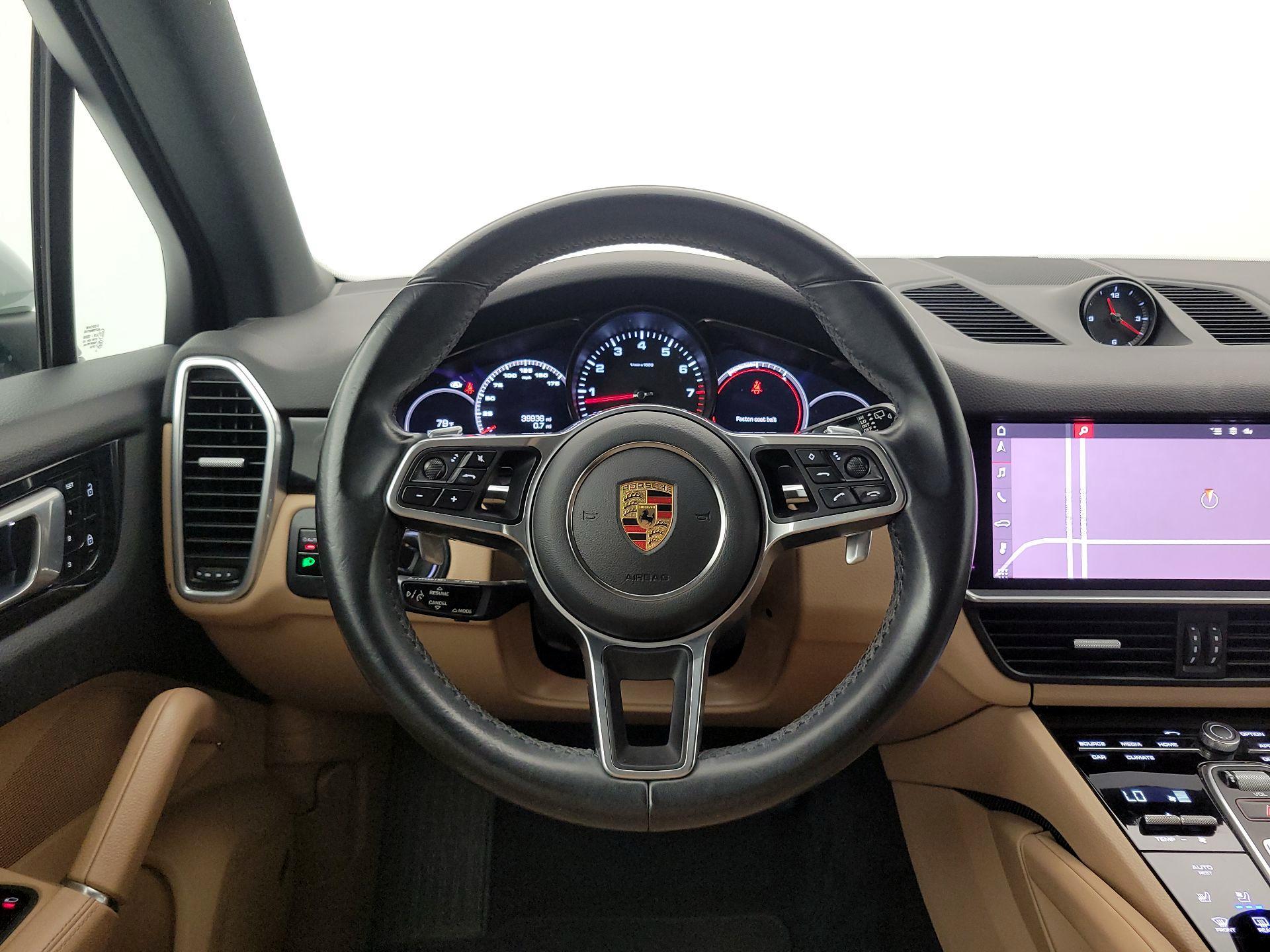 Thumbnail: 2021 Porsche Cayenne - 10