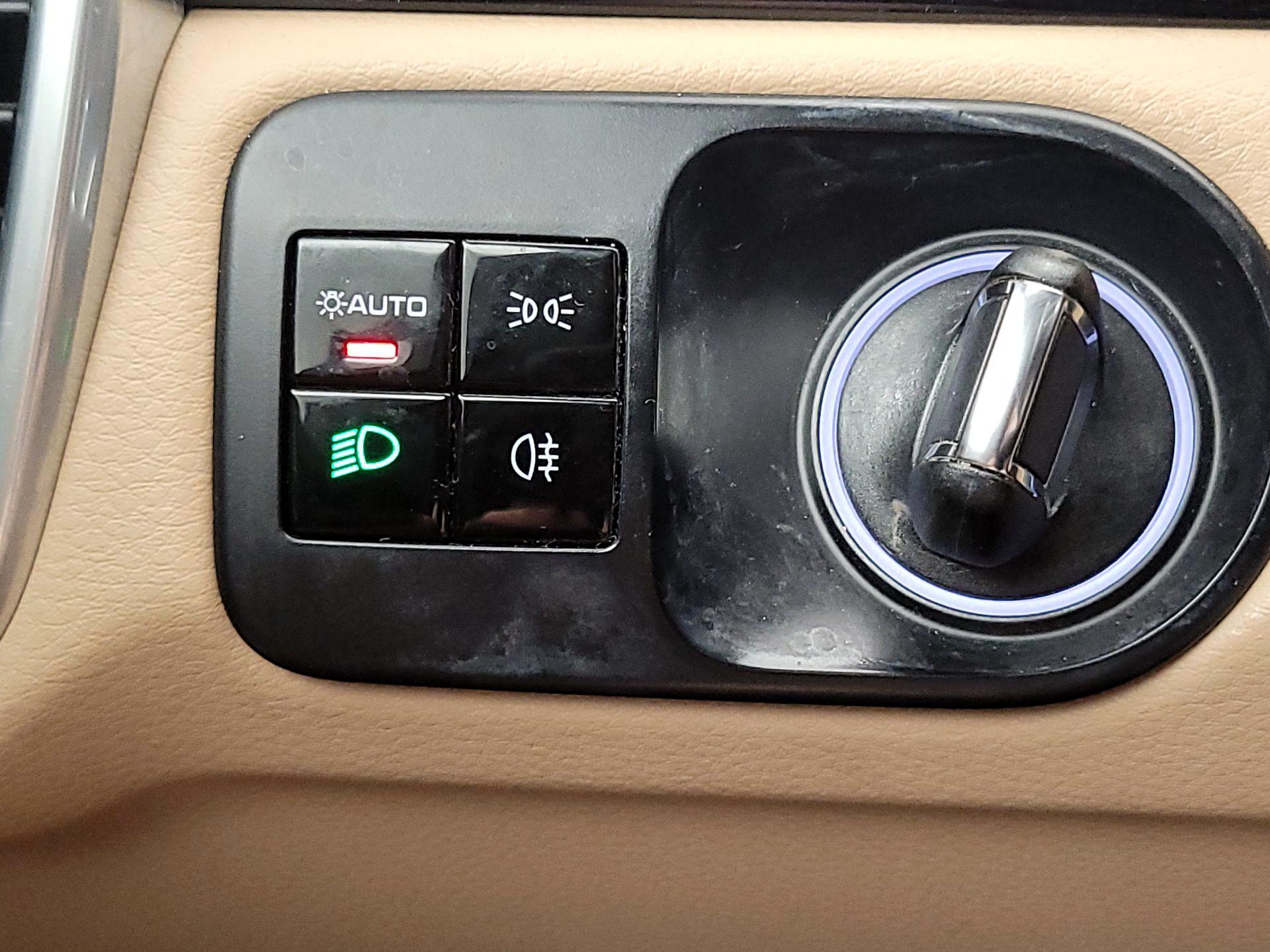 Thumbnail: 2021 Porsche Cayenne - 13