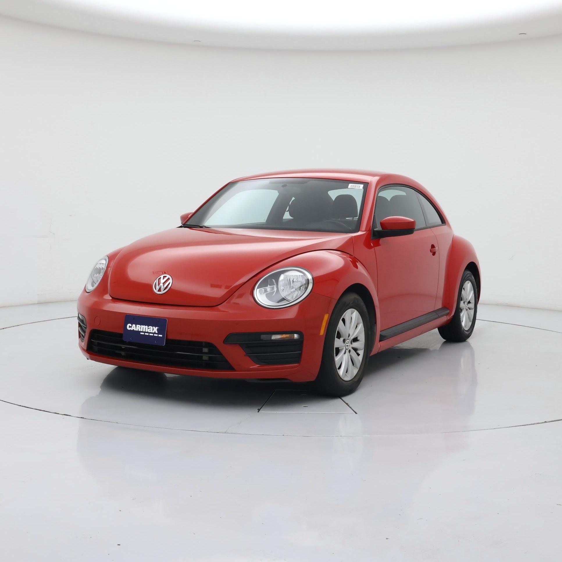 Thumbnail: 2018 Volkswagen Beetle - 4