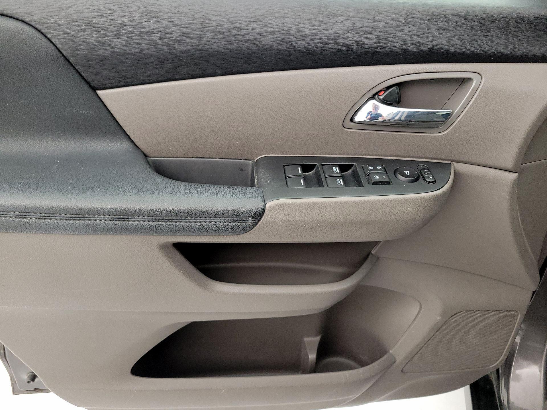 Thumbnail: 2014 Honda Odyssey - 12