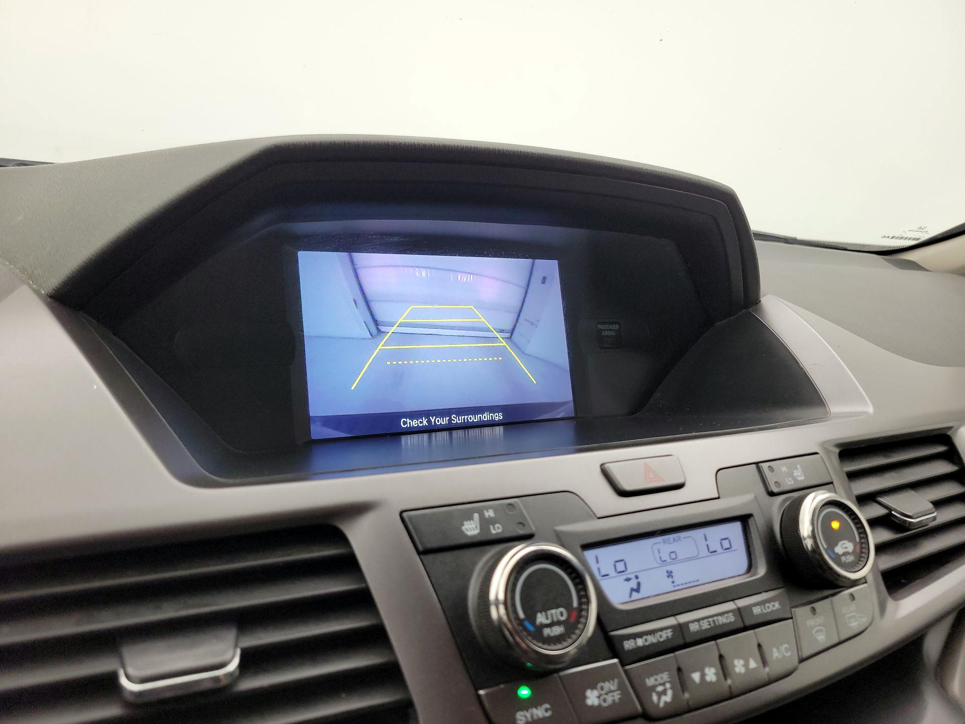 Thumbnail: 2014 Honda Odyssey - 14