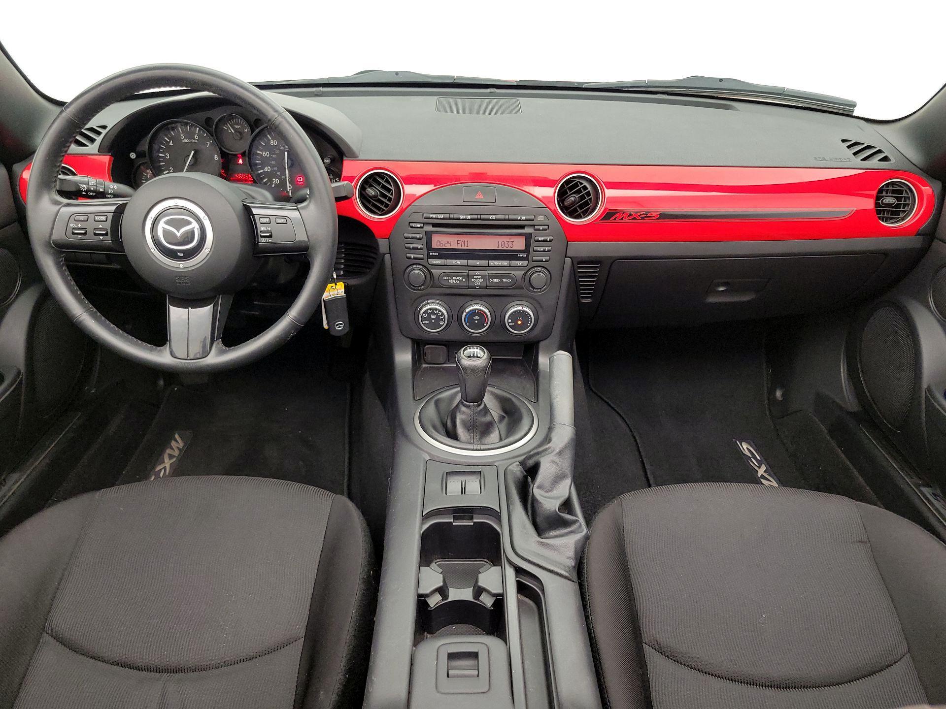 Thumbnail: 2015 Mazda MX-5 Miata - 9