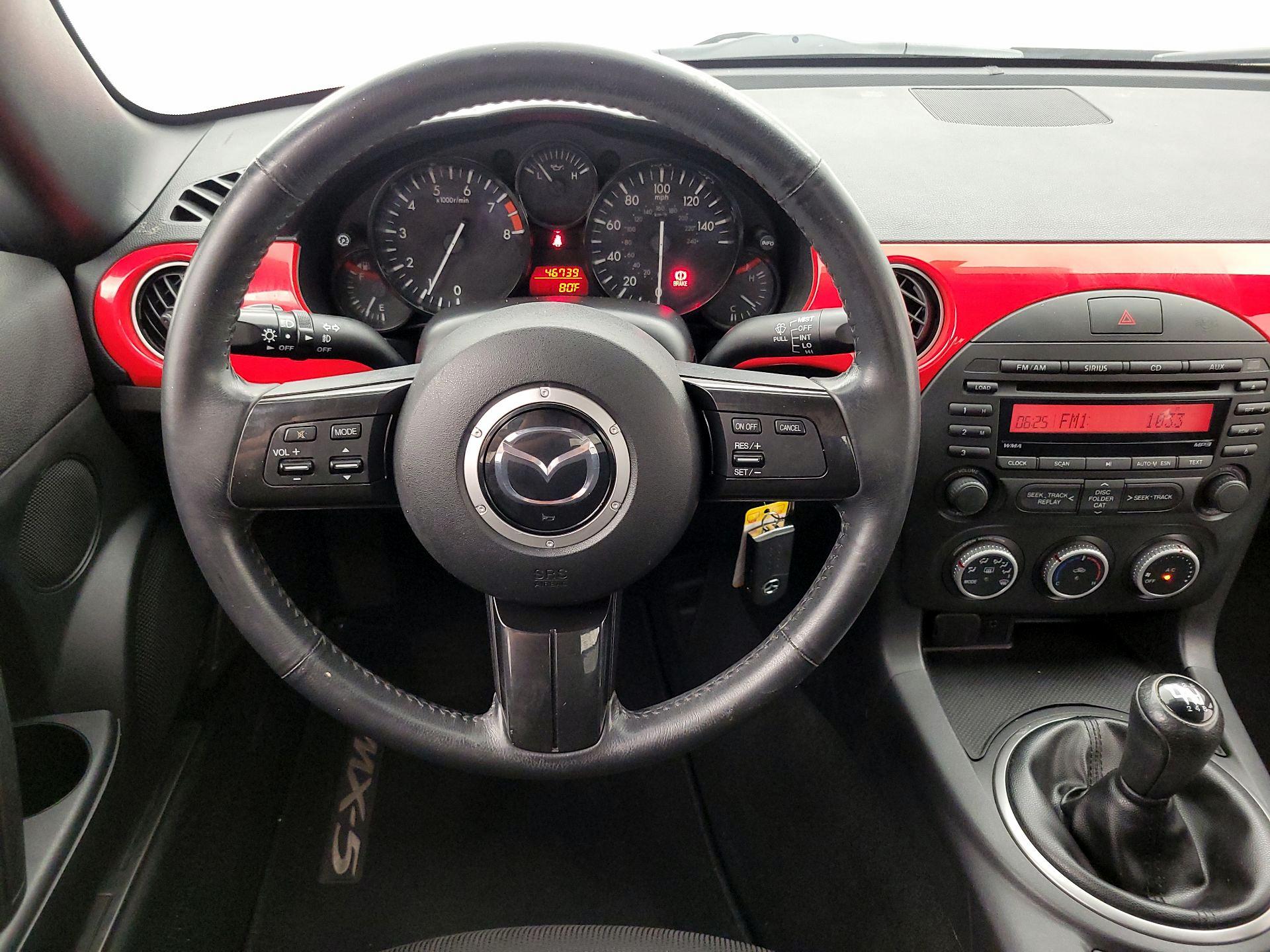 Thumbnail: 2015 Mazda MX-5 Miata - 10