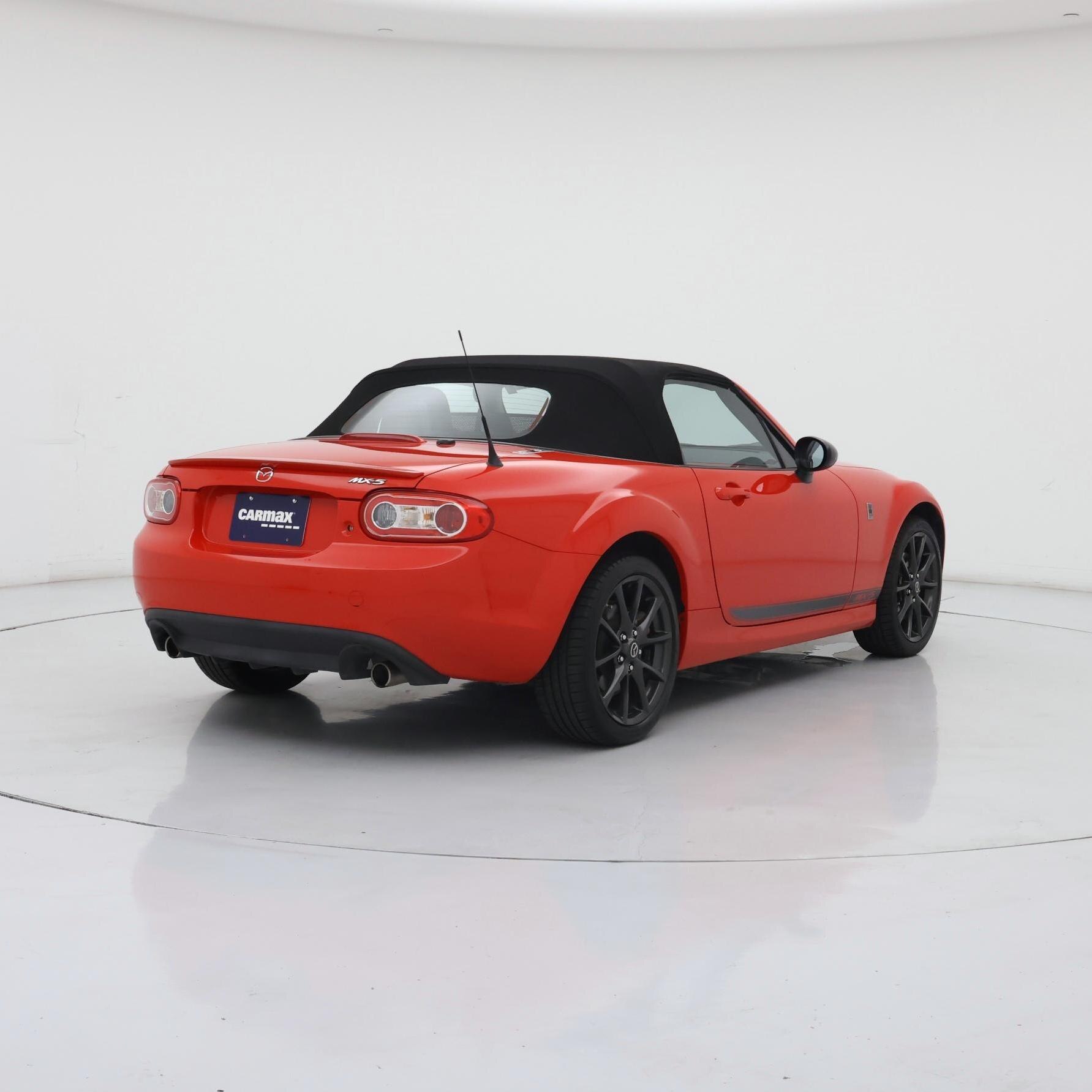 Thumbnail: 2015 Mazda MX-5 Miata - 8