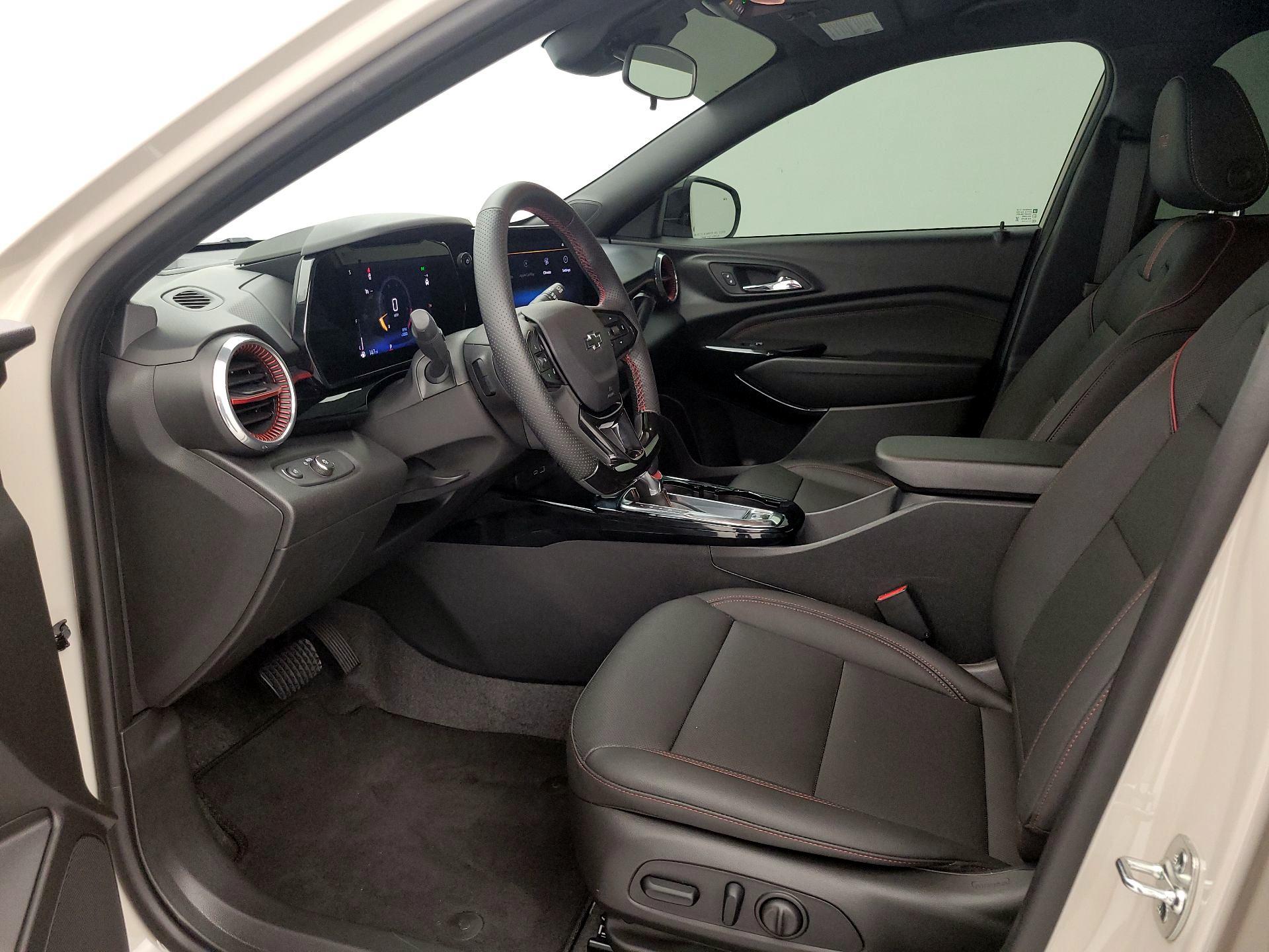 Thumbnail: 2026 Chevrolet Trax - 11