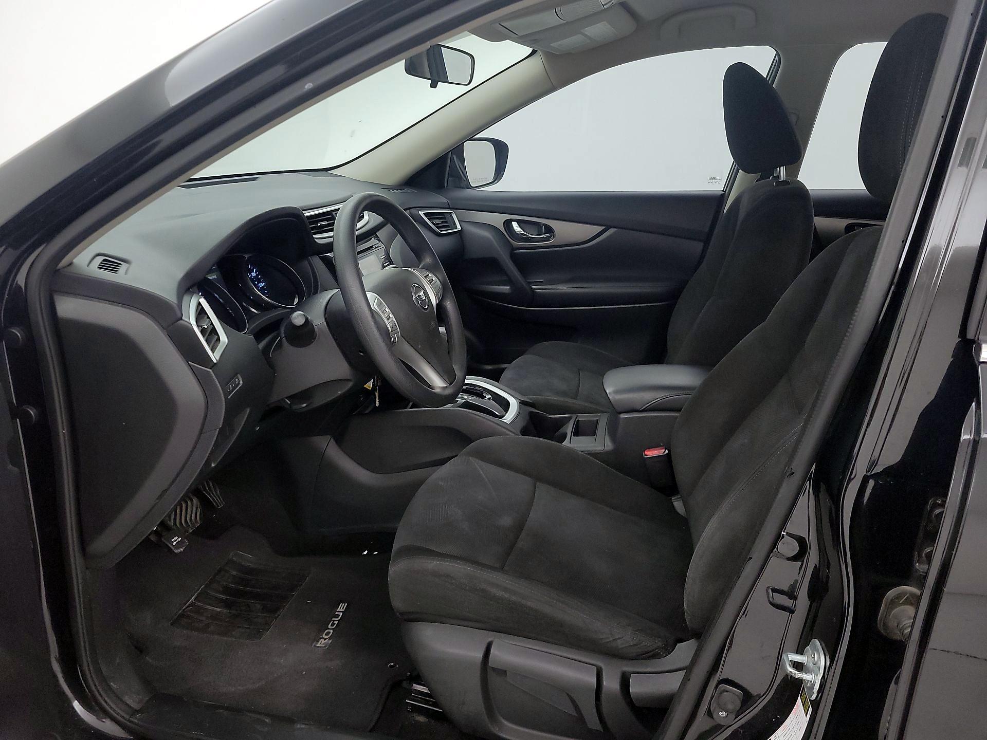 Thumbnail: 2016 Nissan Rogue - 11