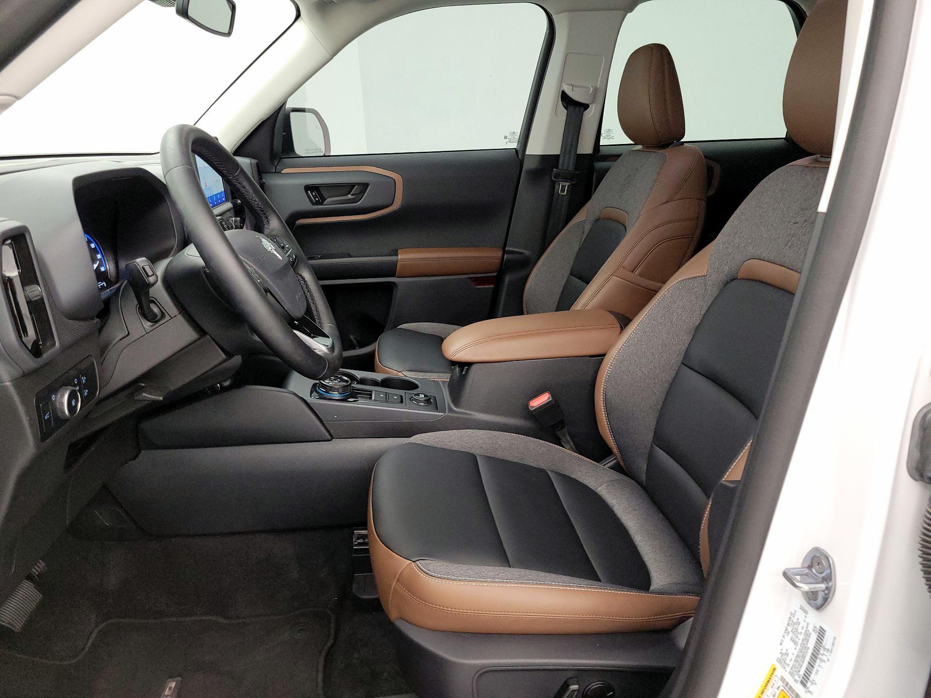 Thumbnail: 2024 Ford Bronco Sport - 11