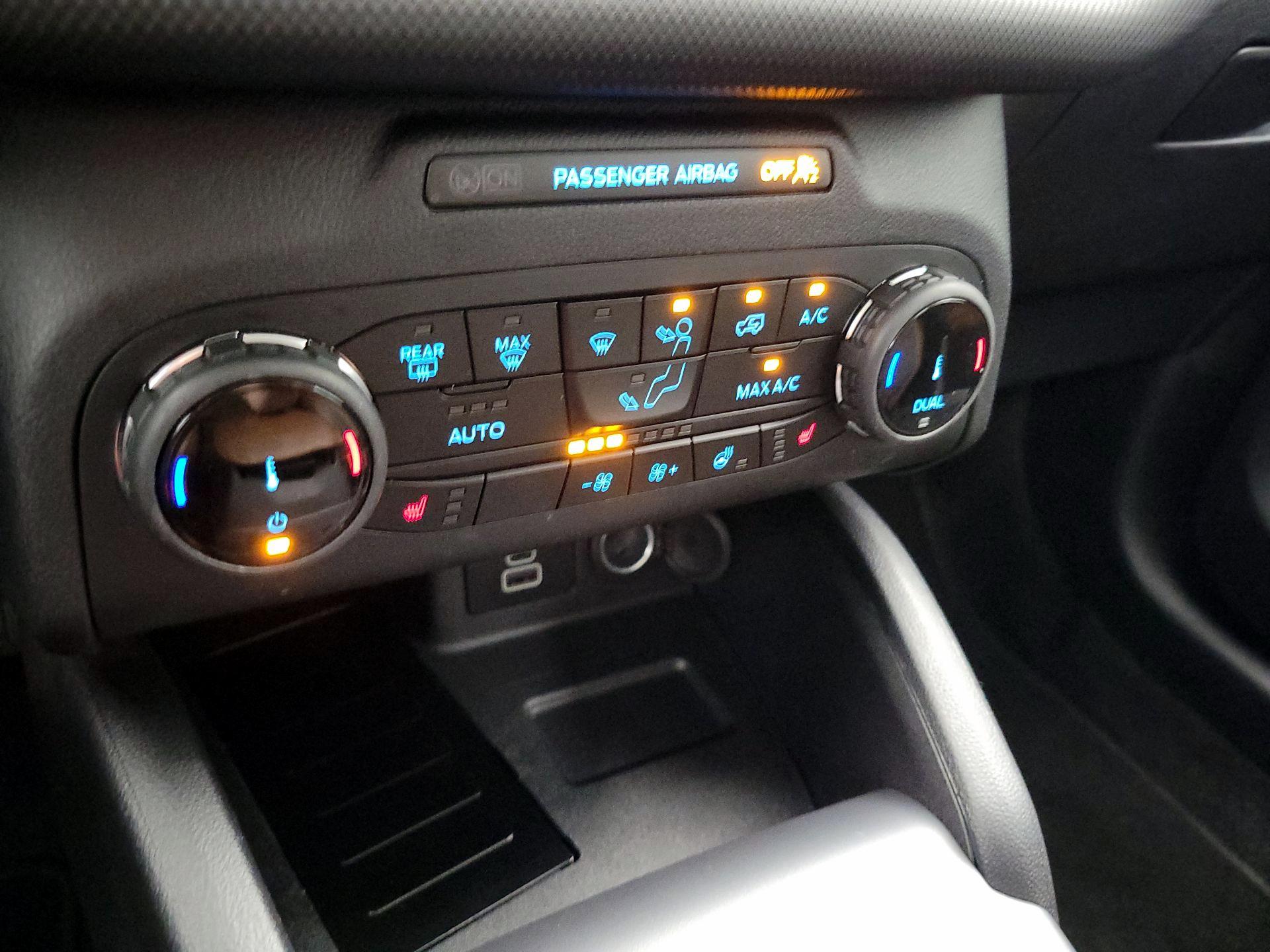 Thumbnail: 2024 Ford Bronco Sport - 17