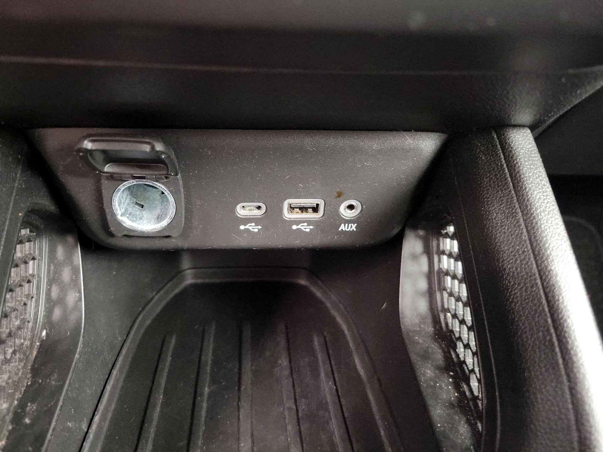 Thumbnail: 2021 Chevrolet TrailBlazer - 18