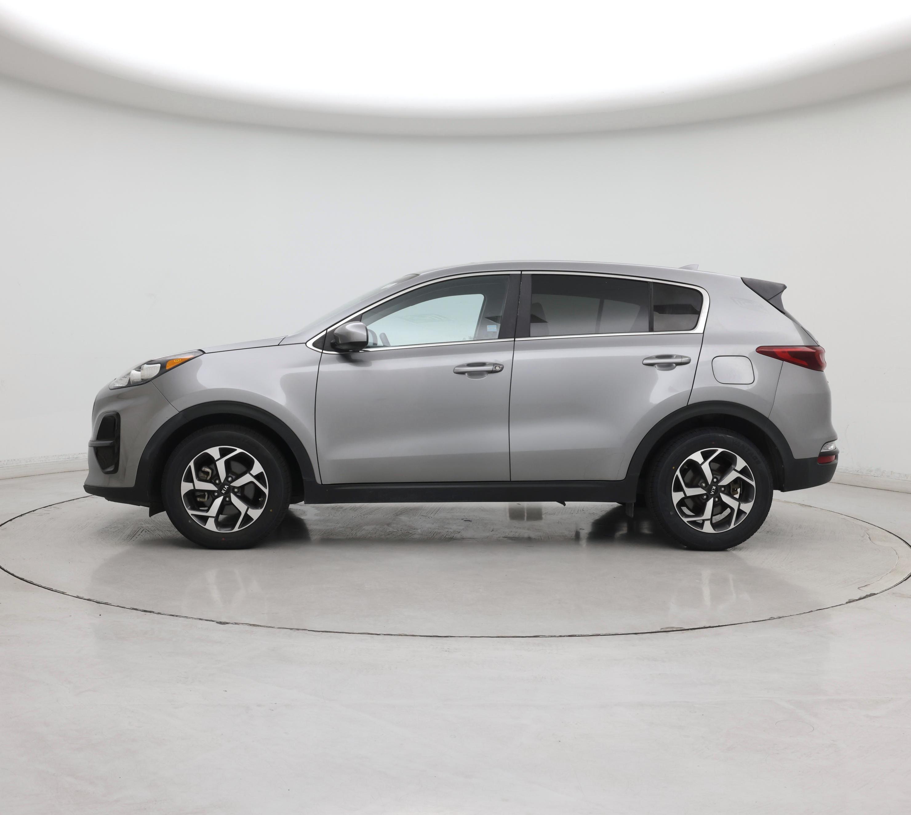 Thumbnail: 2020 Kia Sportage - 3
