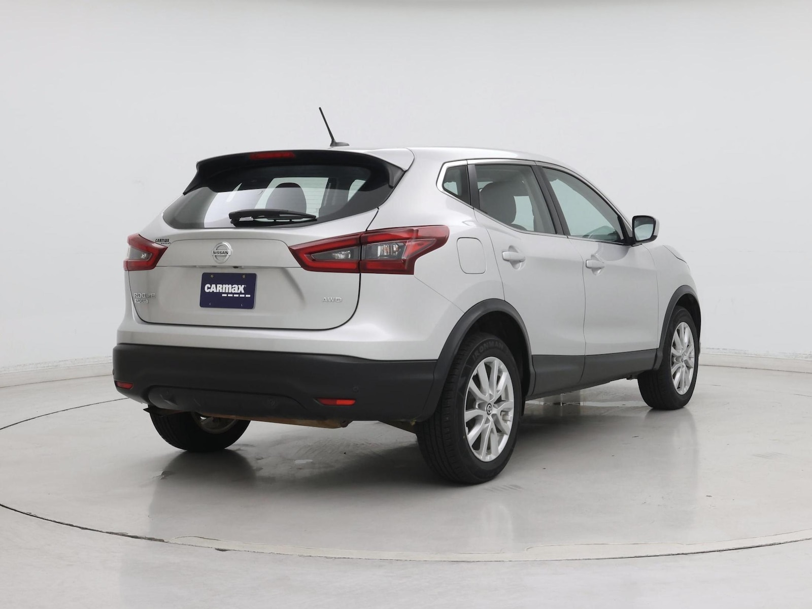 2021 Nissan Rogue Sport S - Photo 9