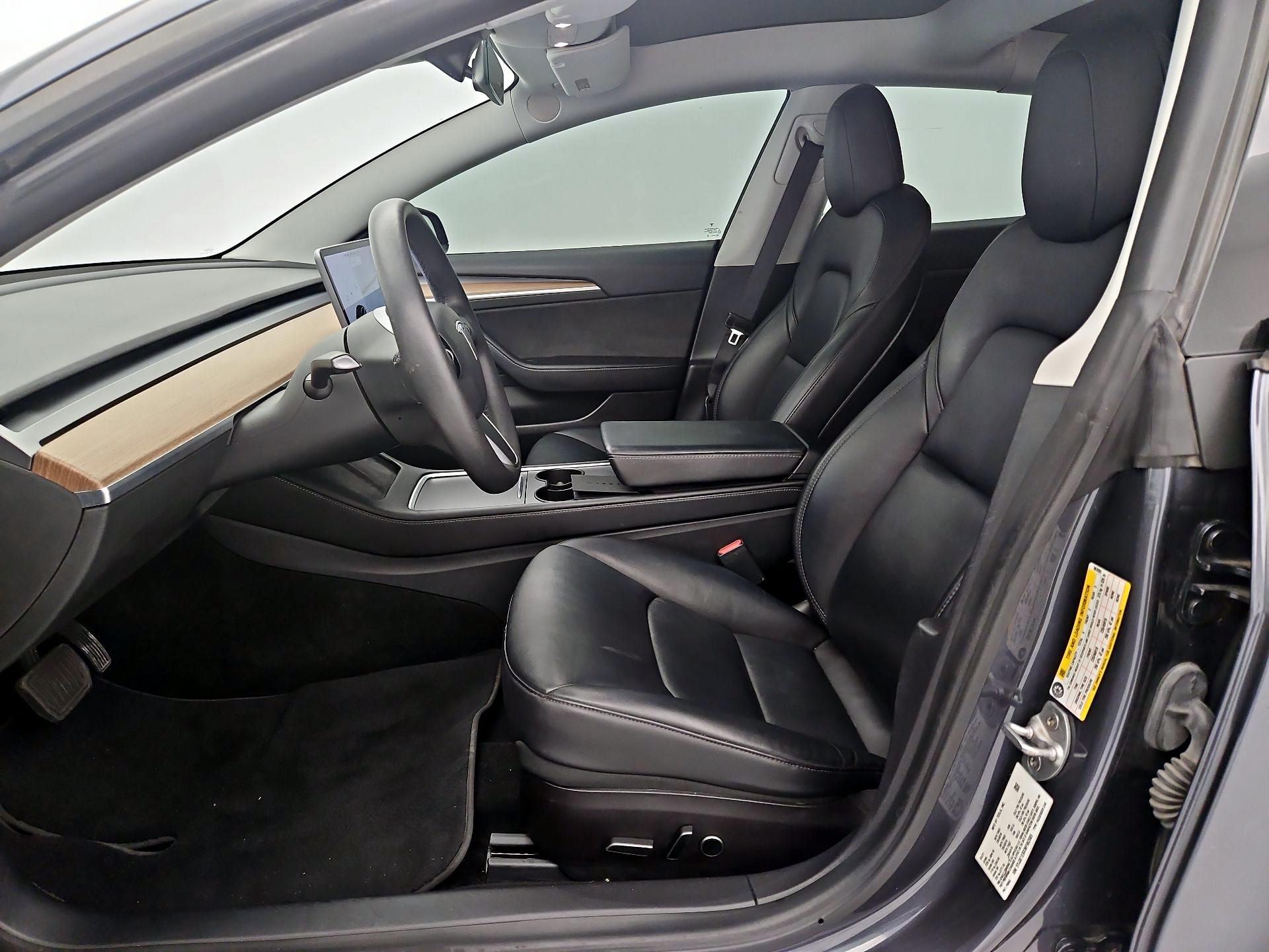 Thumbnail: 2021 Tesla Model 3 - 11