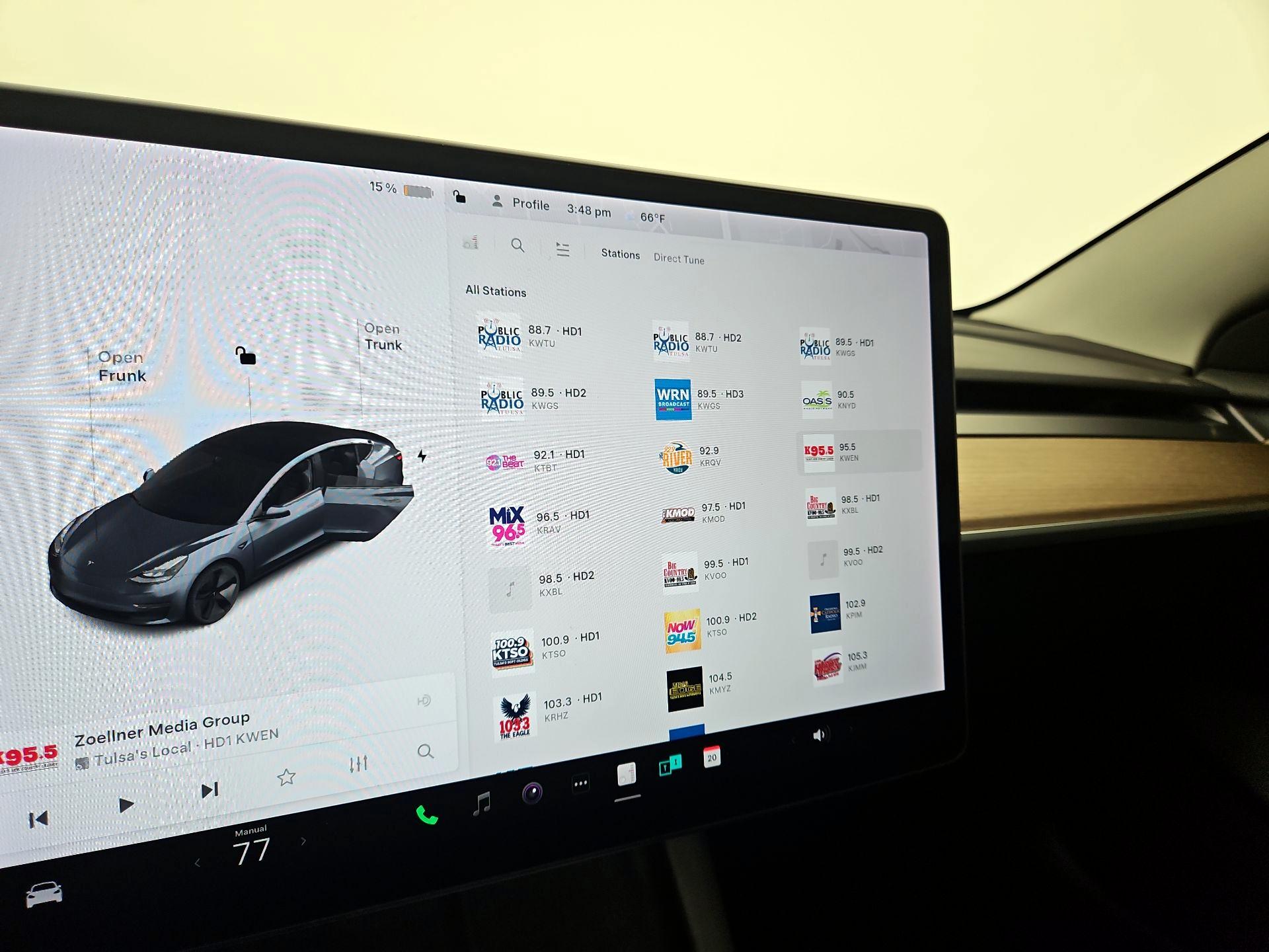 Thumbnail: 2021 Tesla Model 3 - 15