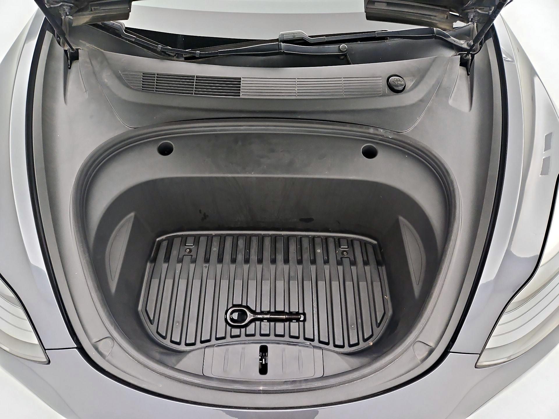 Thumbnail: 2021 Tesla Model 3 - 20