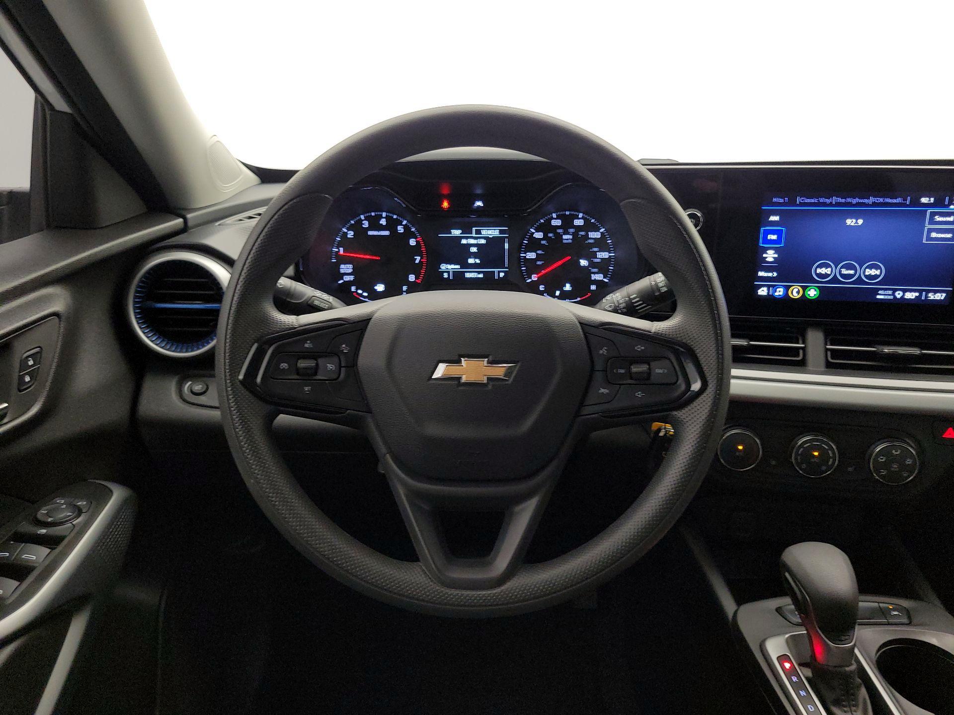 Thumbnail: 2025 Chevrolet Trax - 10