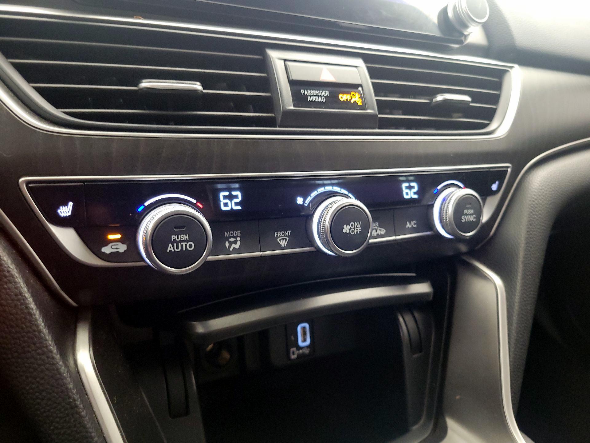 Thumbnail: 2020 Honda Accord - 16