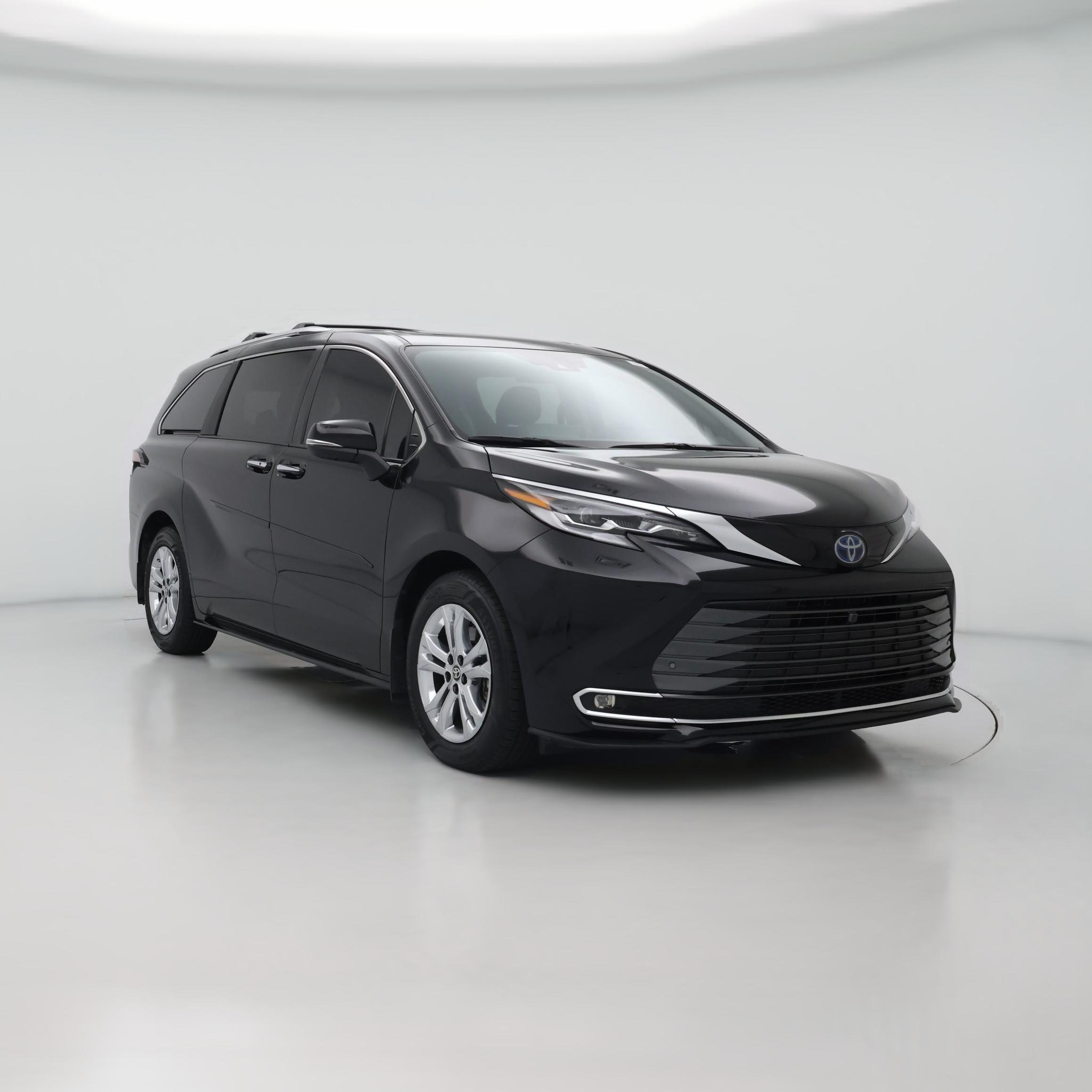 Thumbnail: 2022 Toyota Sienna - 1