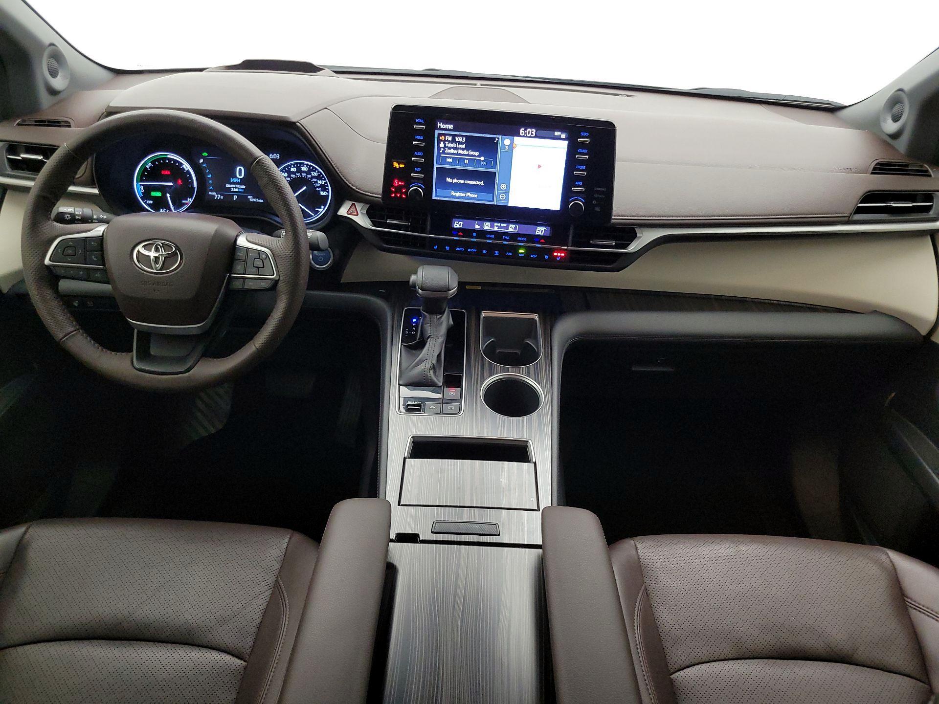 Thumbnail: 2022 Toyota Sienna - 9