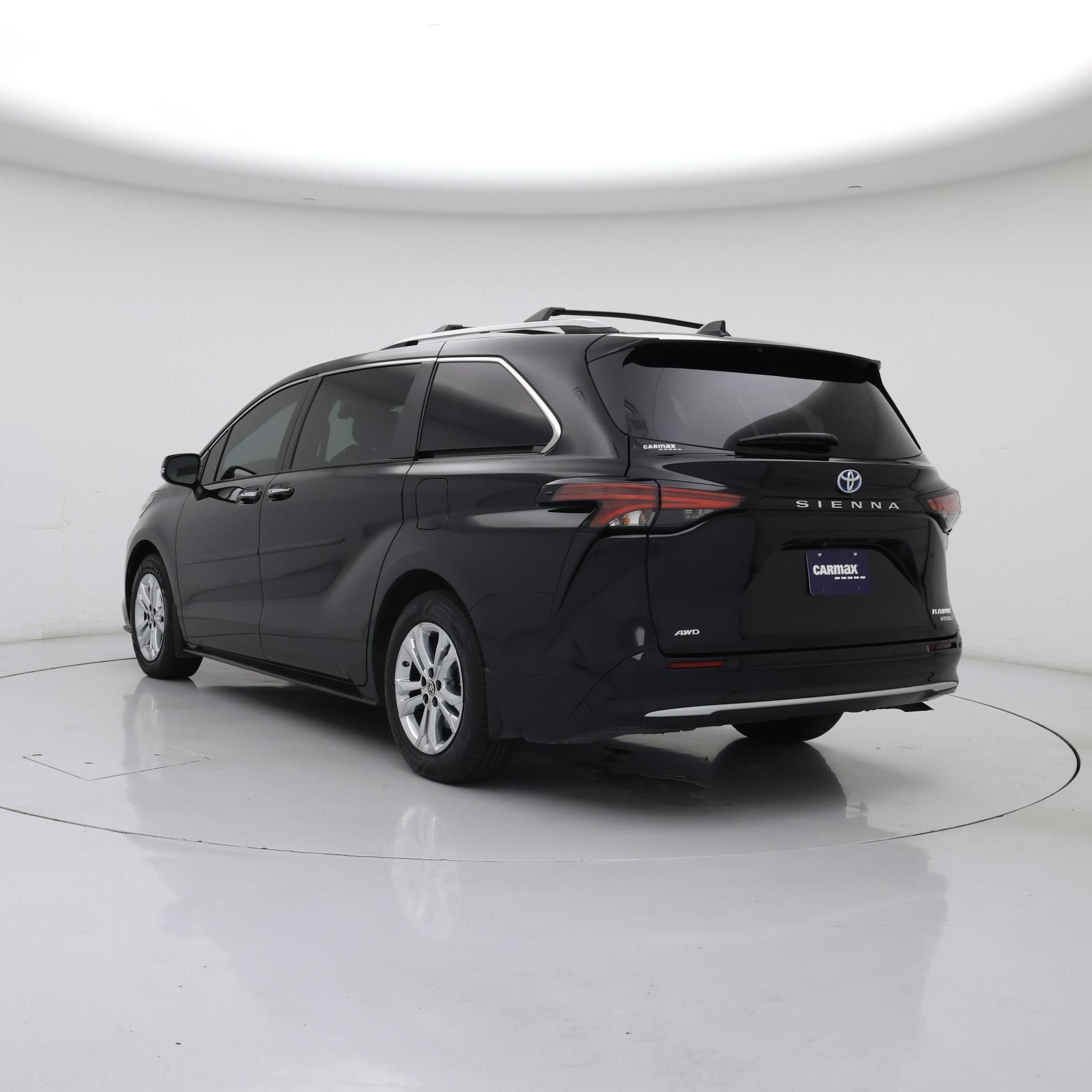 Thumbnail: 2022 Toyota Sienna - 2