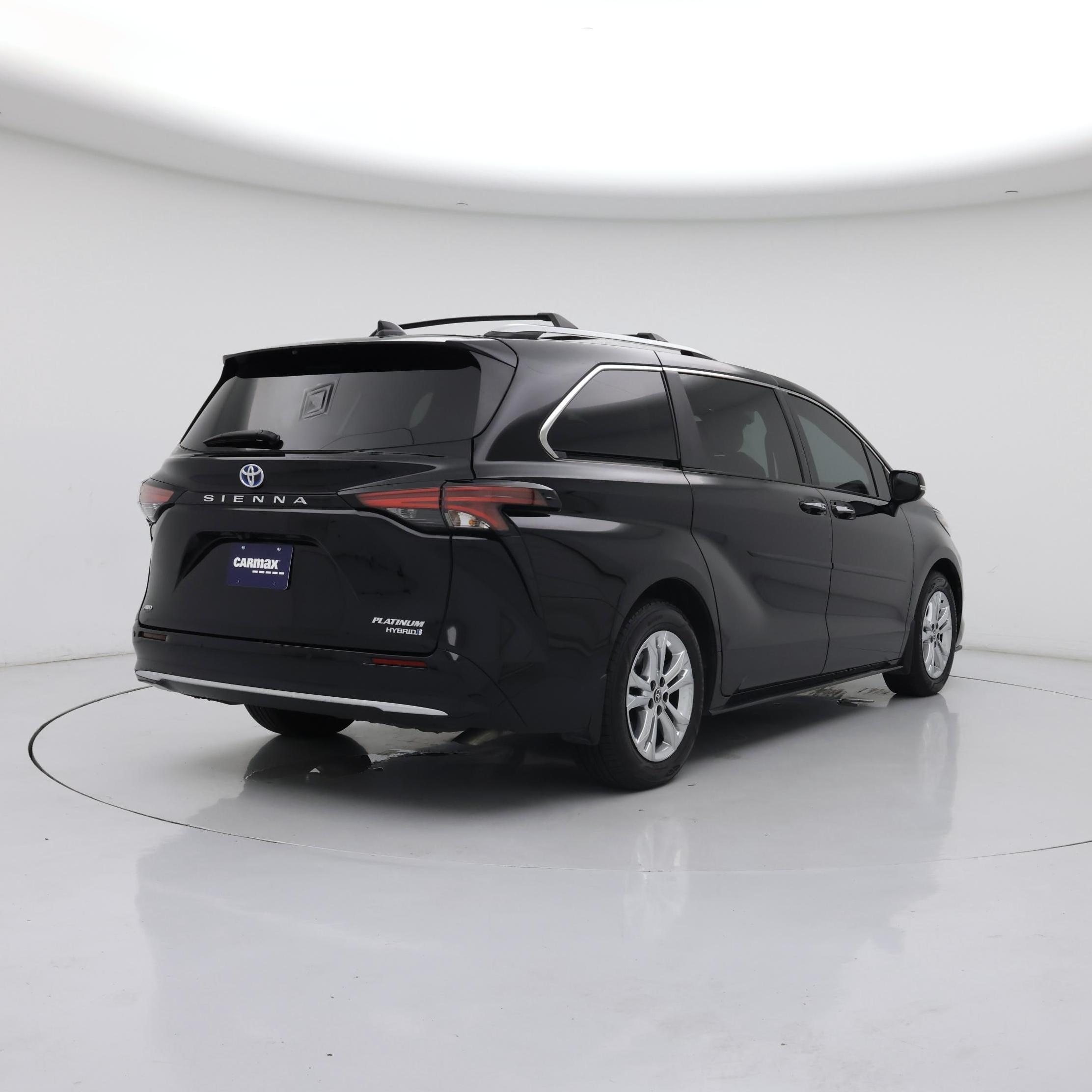 Thumbnail: 2022 Toyota Sienna - 8