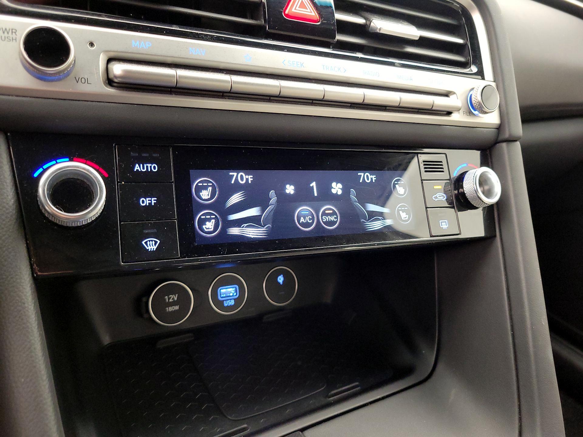 Thumbnail: 2024 Genesis G70 - 17