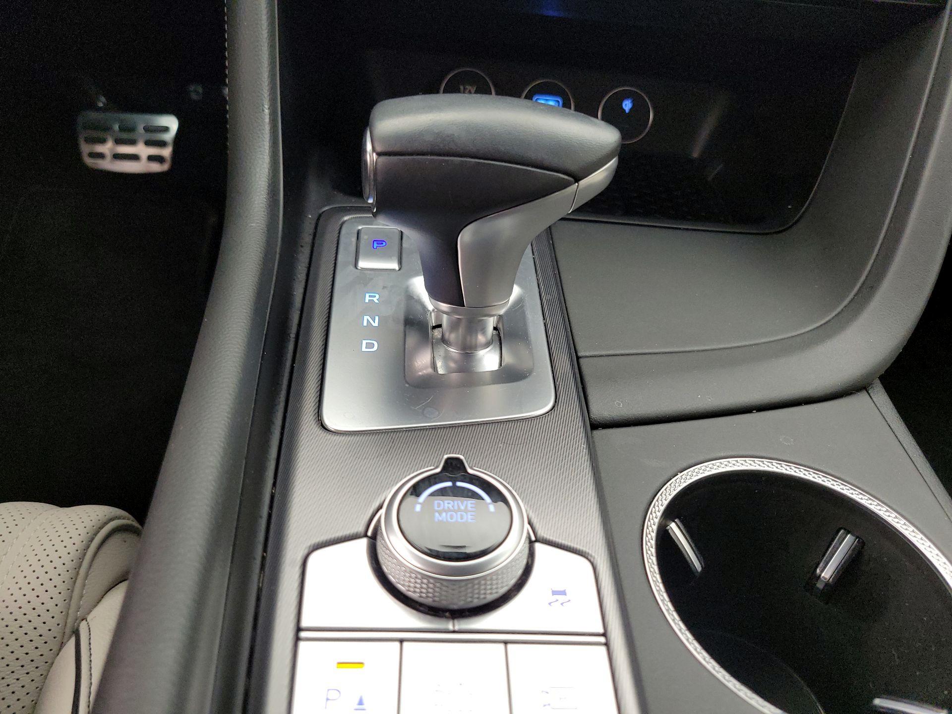 Thumbnail: 2024 Genesis G70 - 18