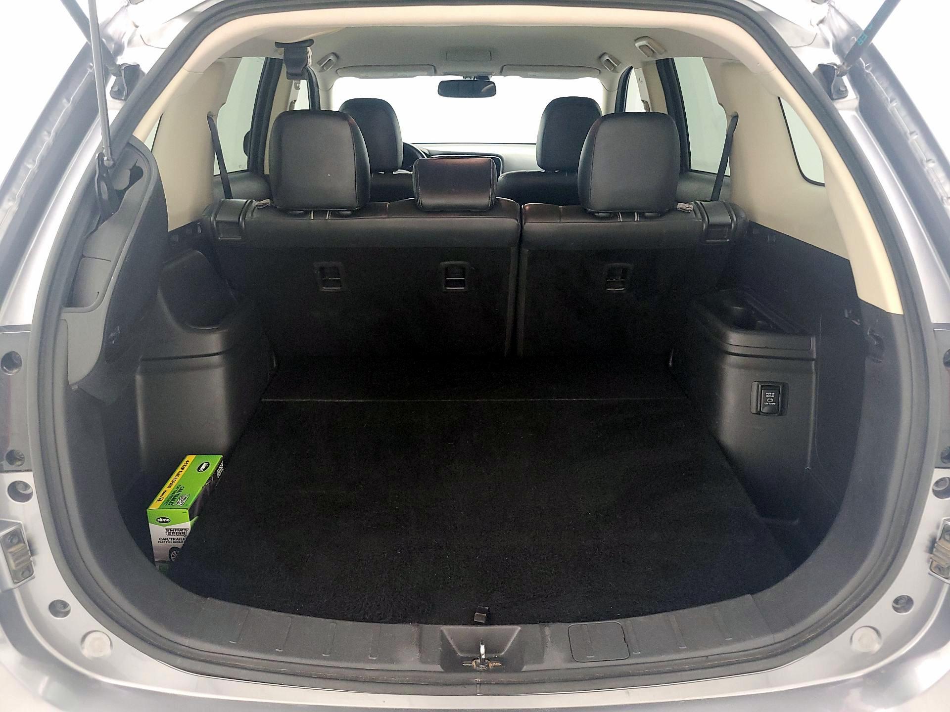 Thumbnail: 2018 Mitsubishi Outlander - 20