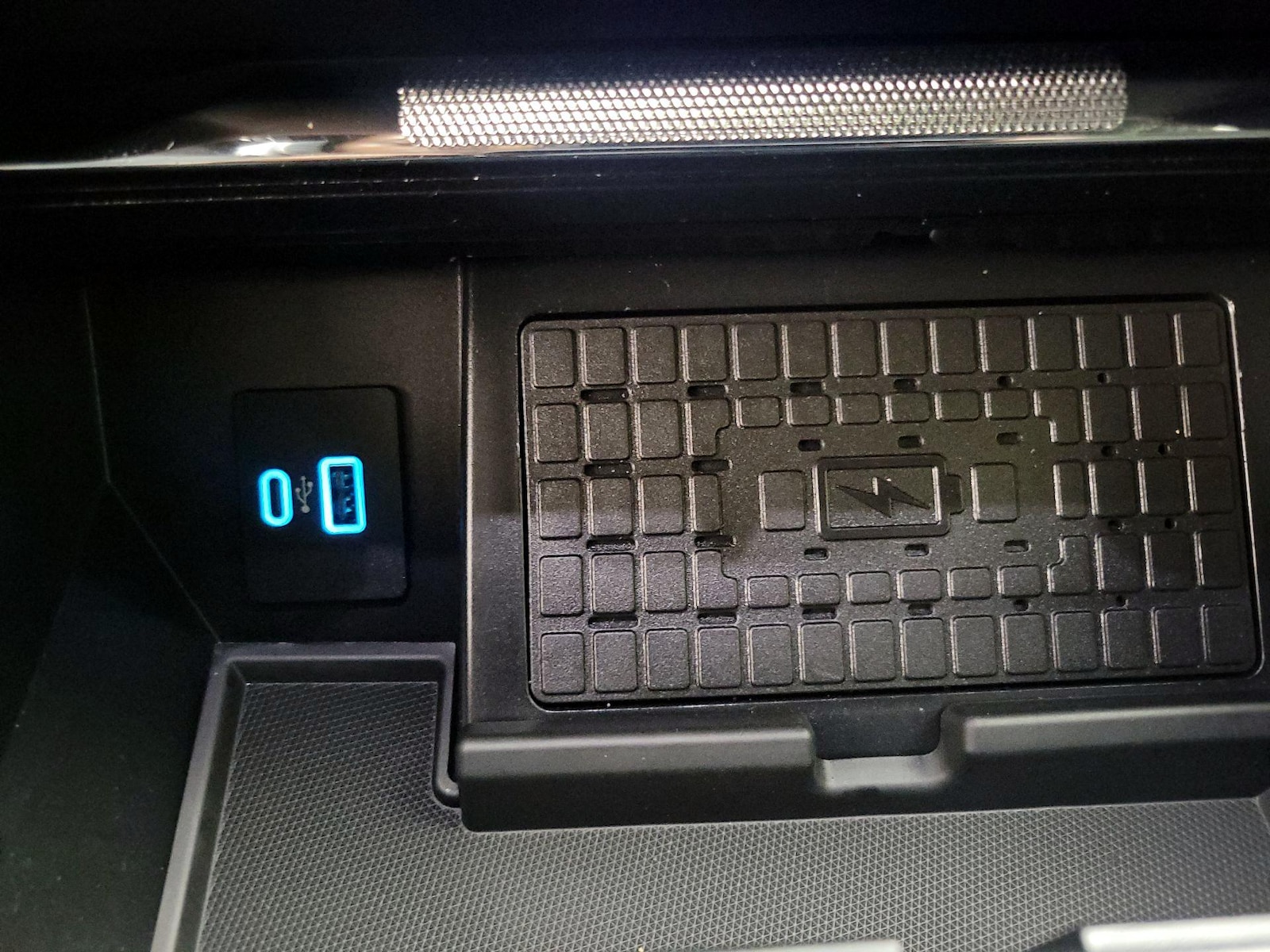 2024 Ford F-150 Lariat - Photo 11