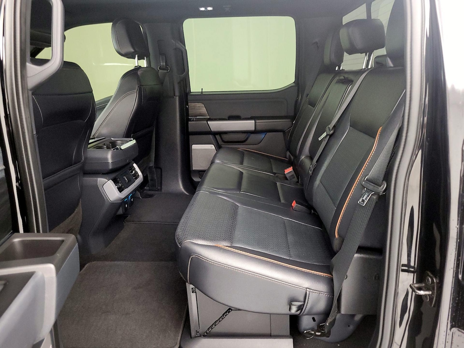 2024 Ford F-150 Lariat - Photo 13