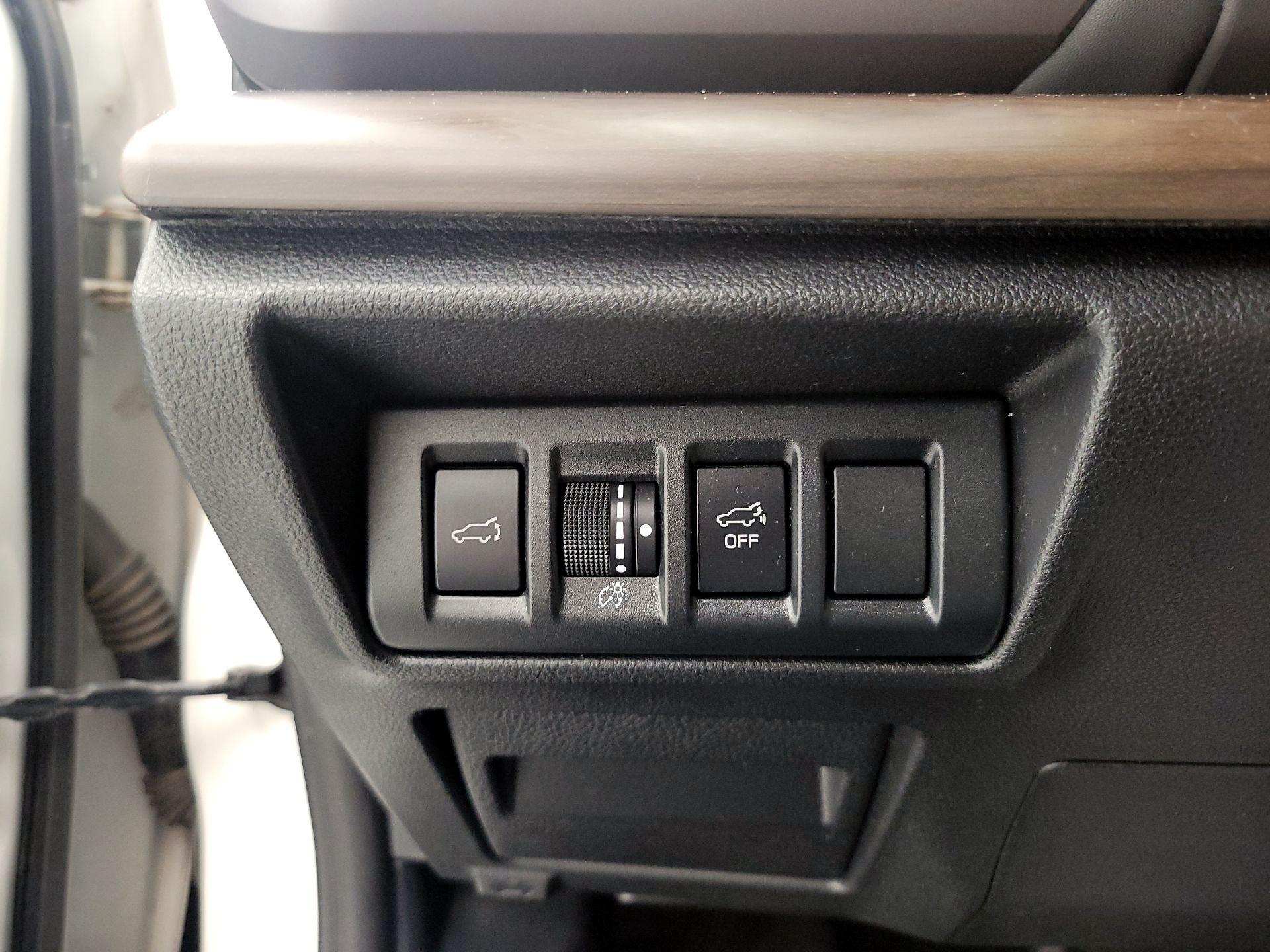 Thumbnail: 2020 Subaru Outback - 13