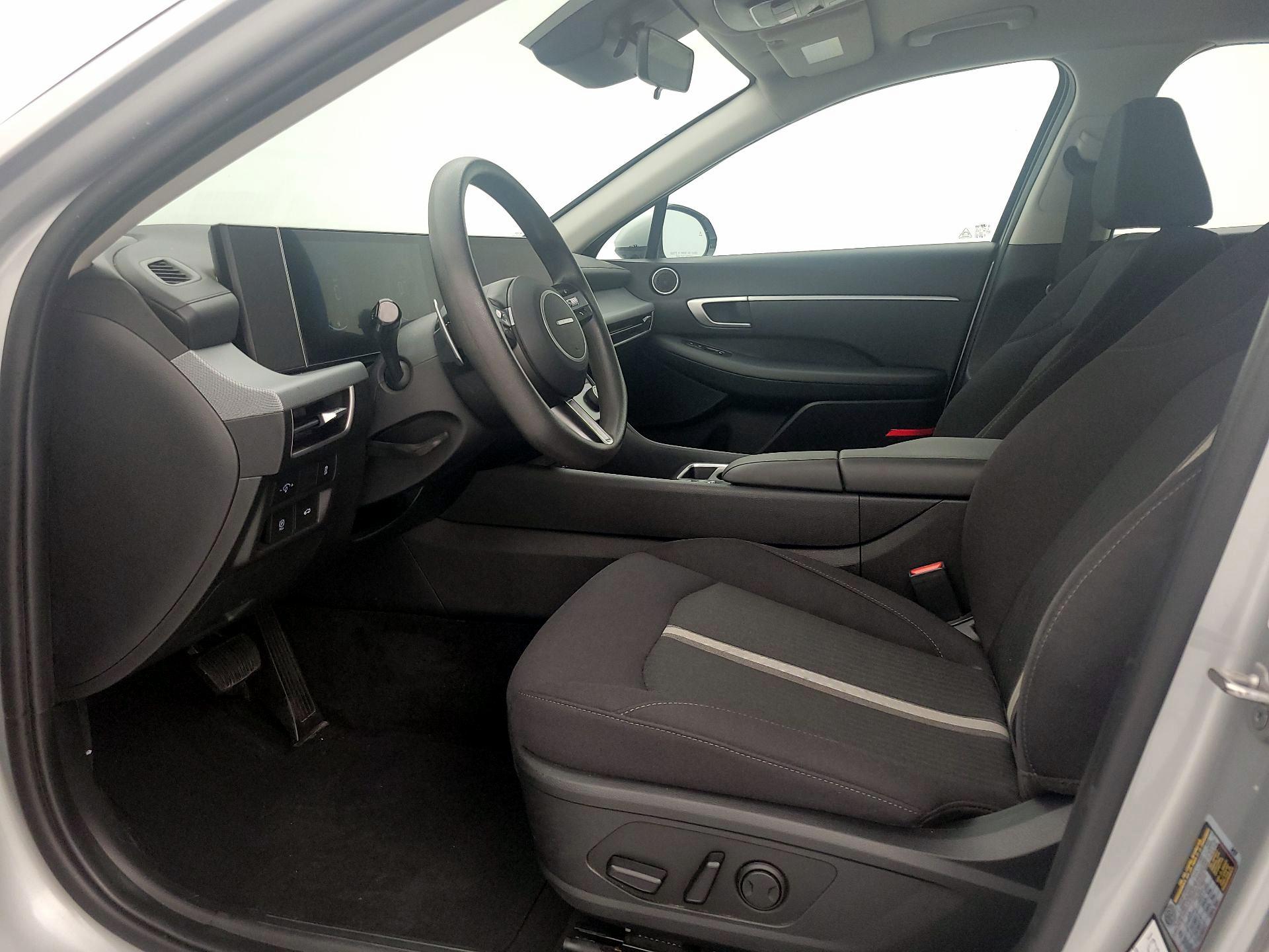 Thumbnail: 2025 Hyundai Sonata - 11