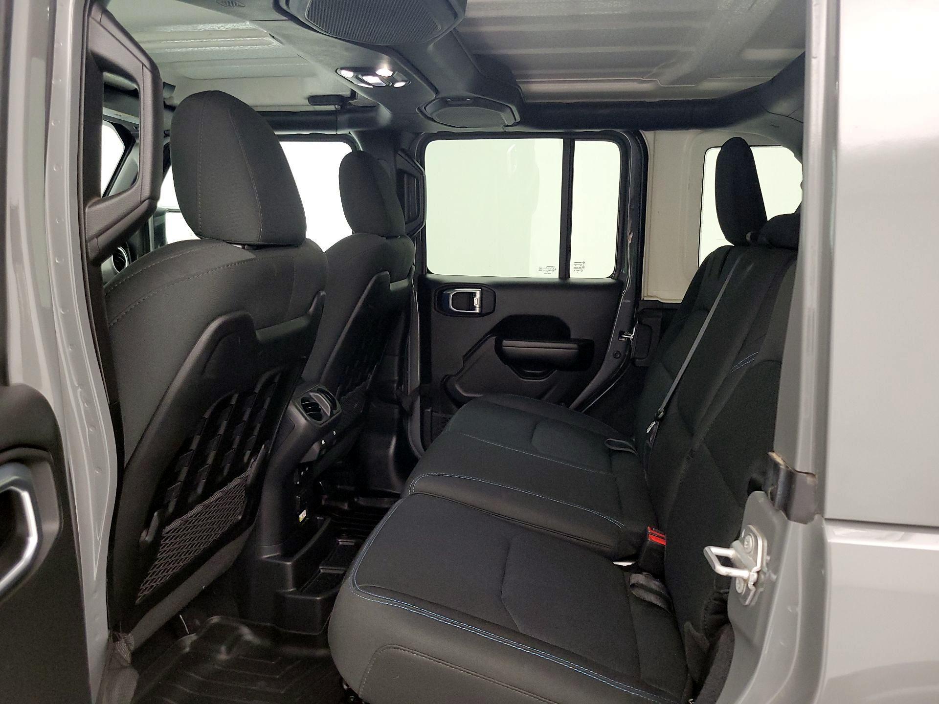 Thumbnail: 2021 Jeep Wrangler - 20