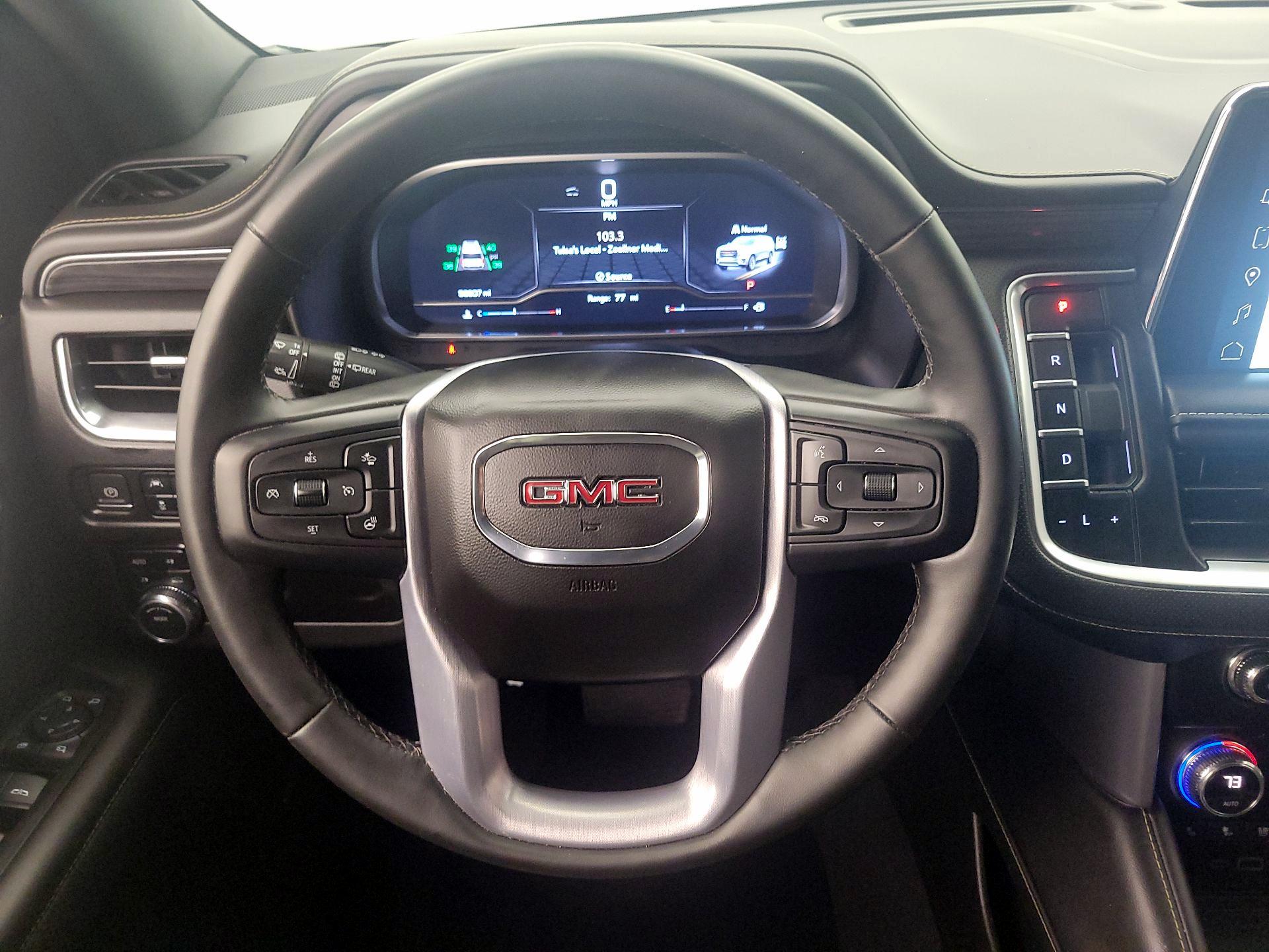 Thumbnail: 2023 GMC Yukon XL - 10