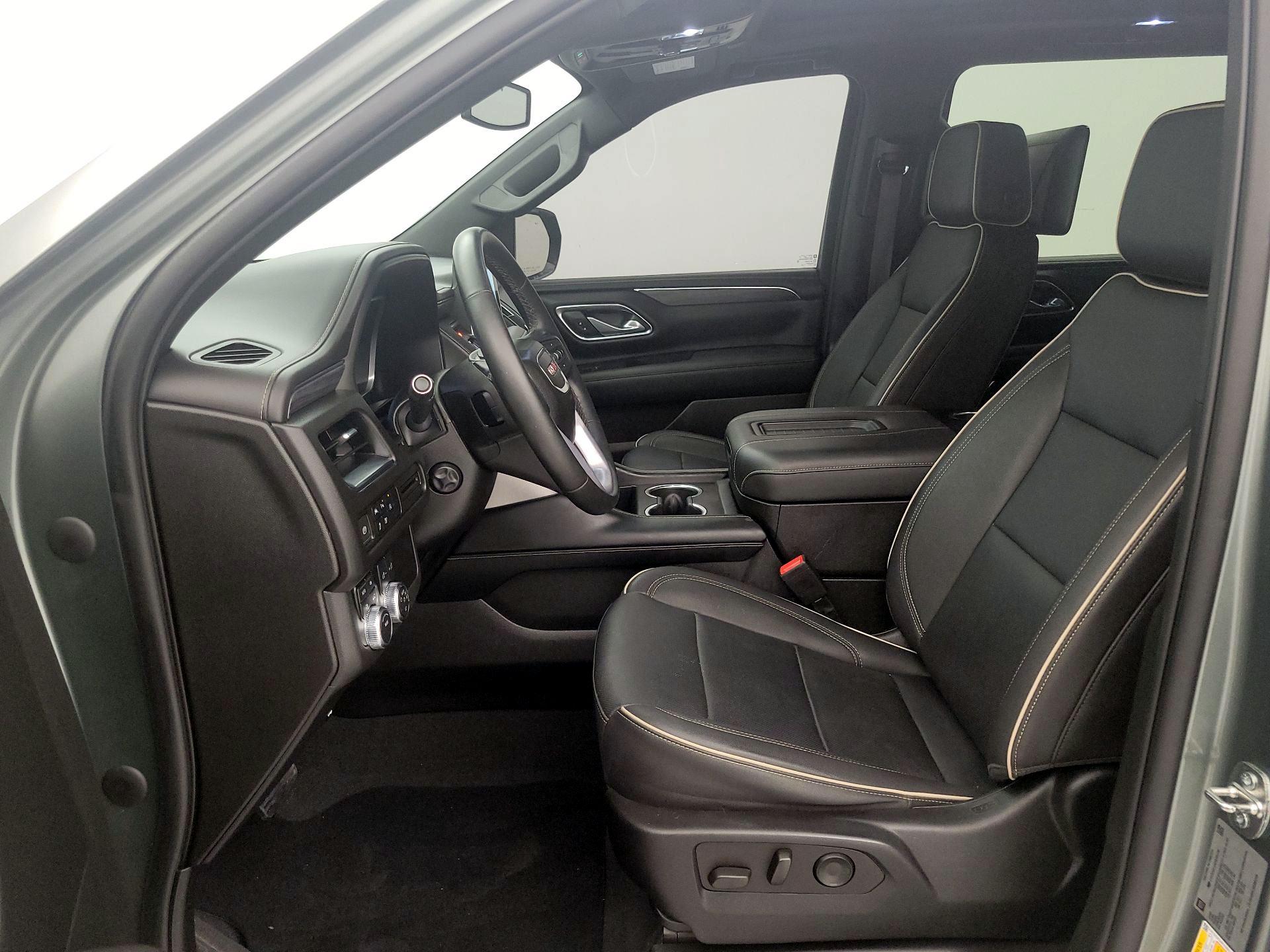 Thumbnail: 2023 GMC Yukon XL - 11
