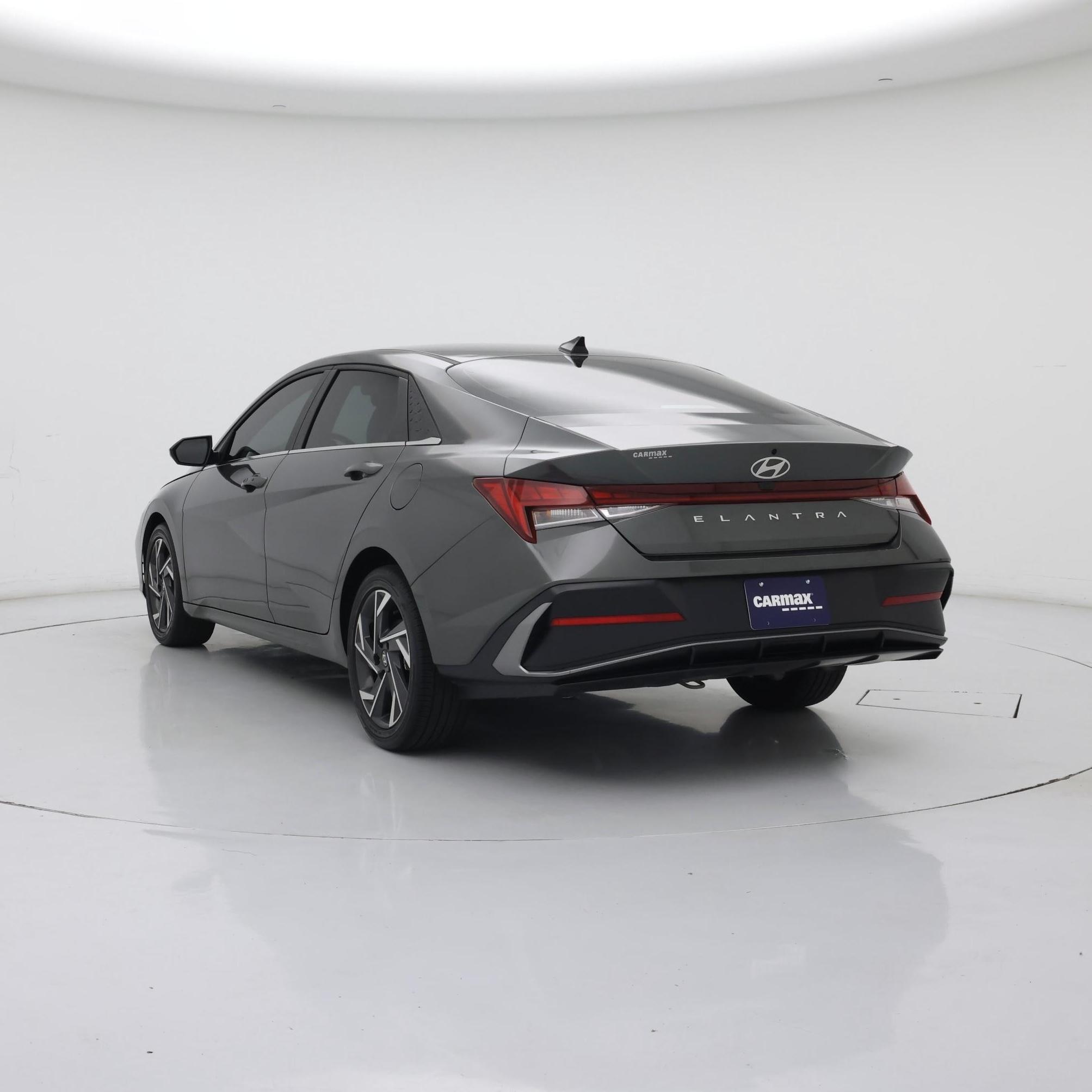 Thumbnail: 2025 Hyundai Elantra - 10