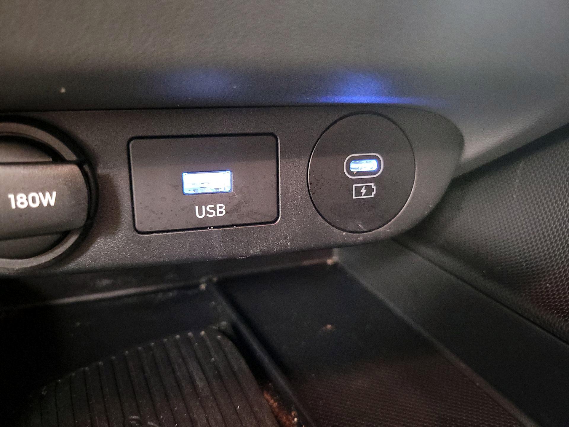 Thumbnail: 2025 Hyundai Elantra - 19