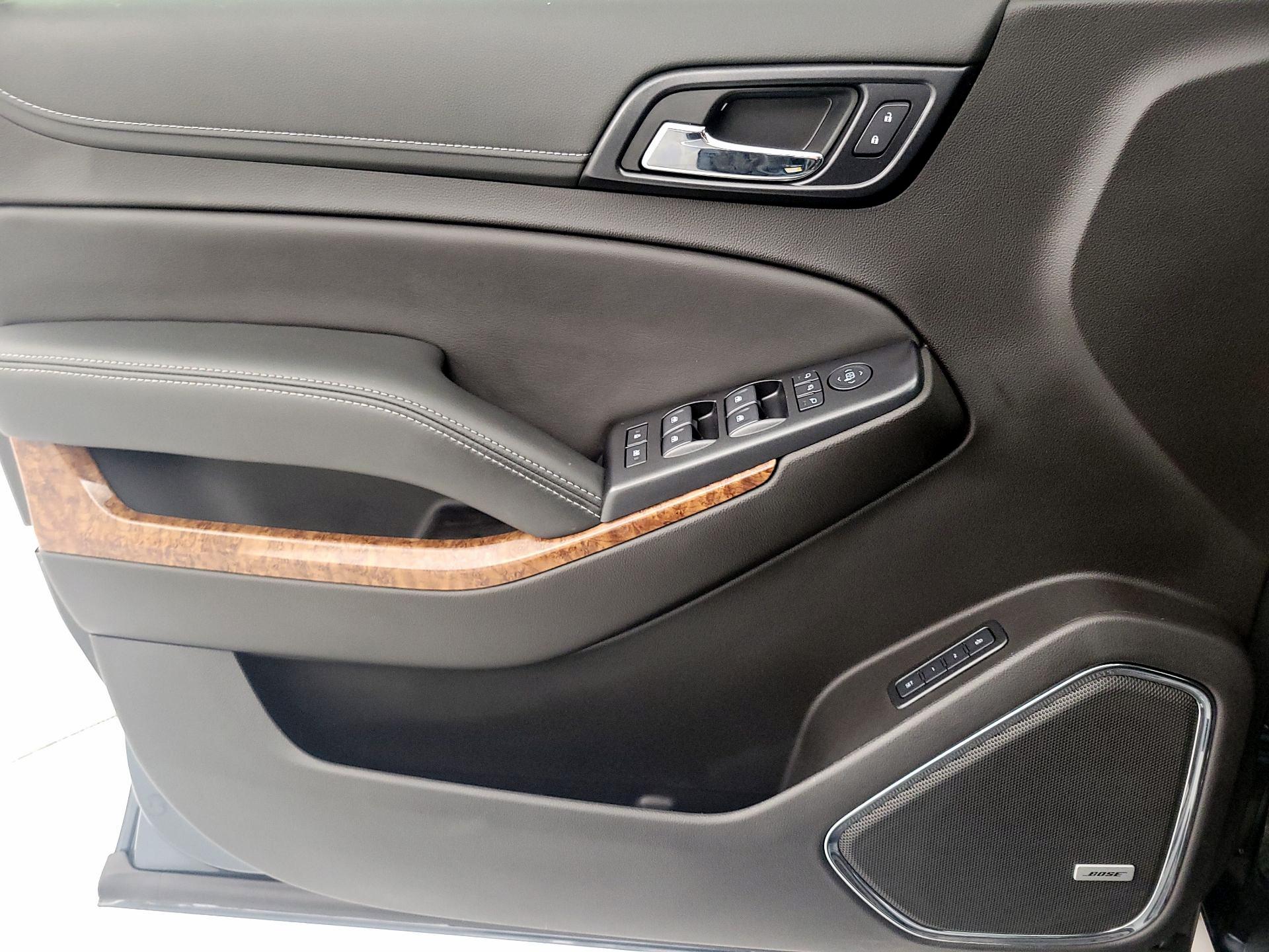 Thumbnail: 2020 Chevrolet Tahoe - 12