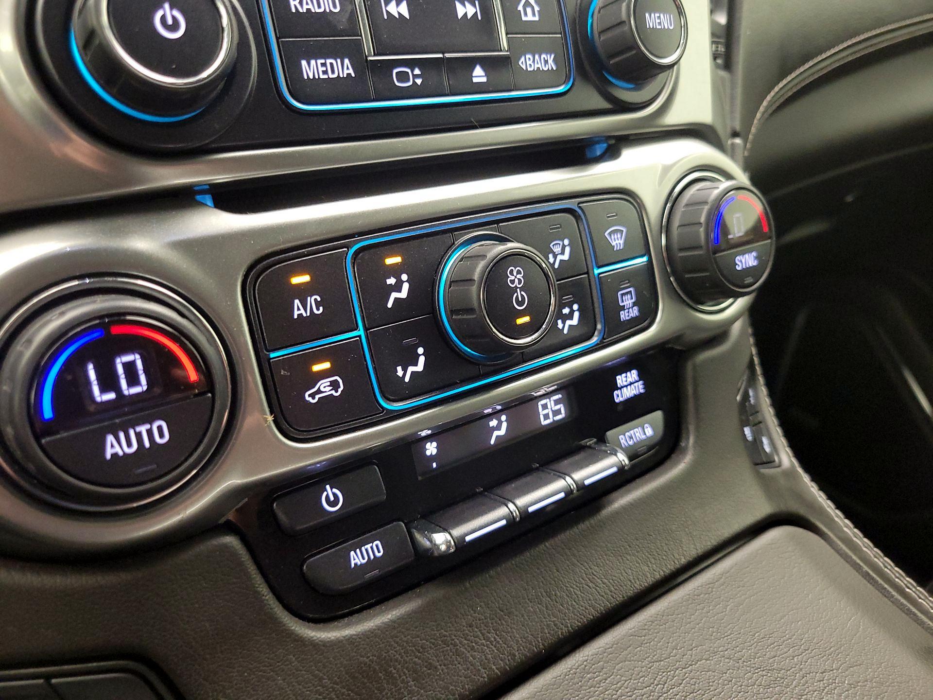 Thumbnail: 2020 Chevrolet Tahoe - 17