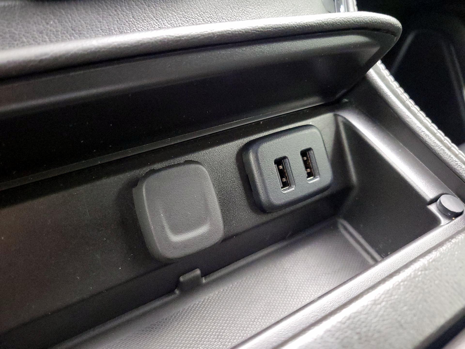 Thumbnail: 2020 Chevrolet Tahoe - 19